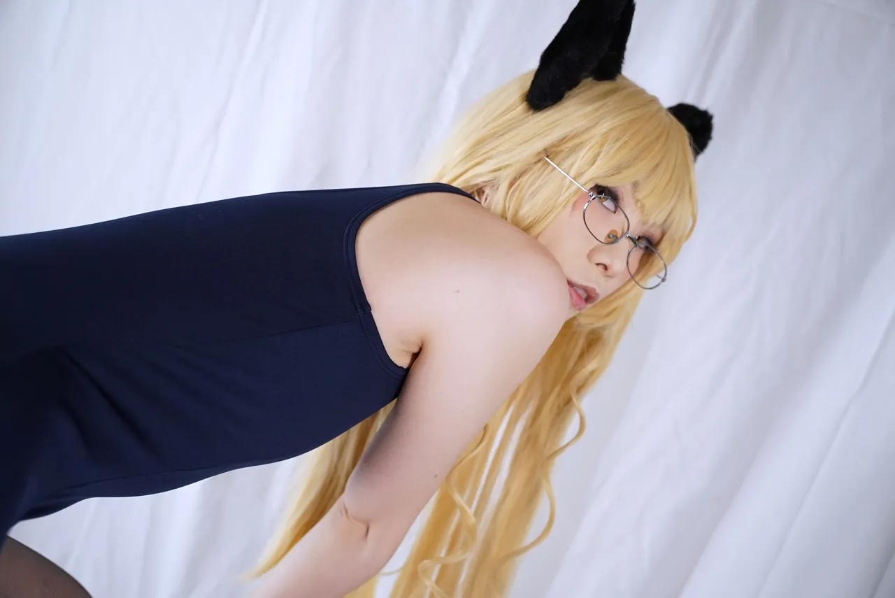 Okino Shizuku La lueur de l'horizon (Strike Witches)-erohere89.jpg