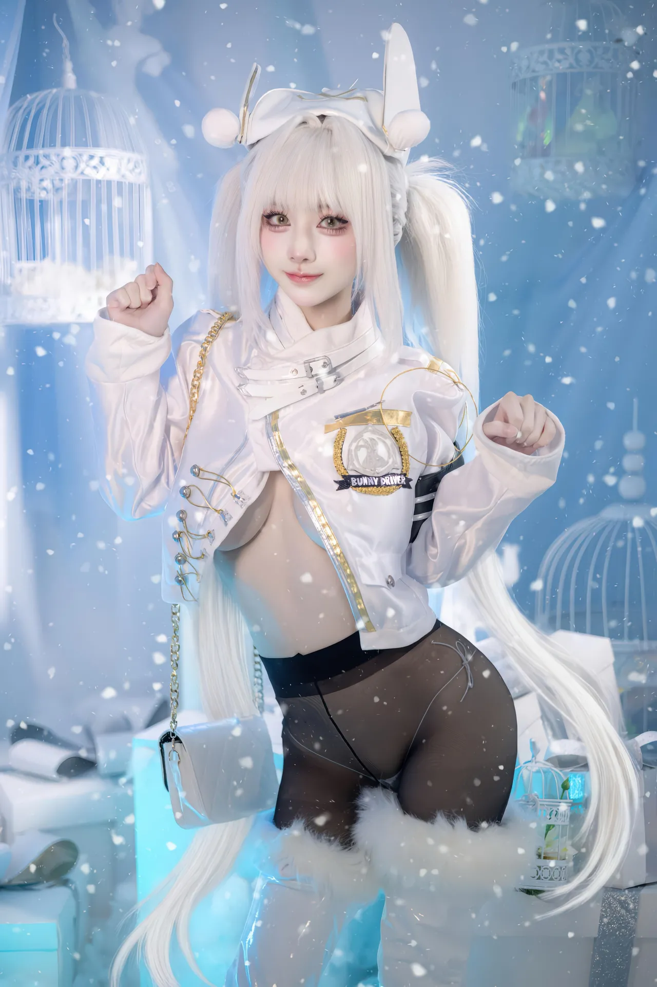 Okita Rinka - Blanc-erohere3.webp
