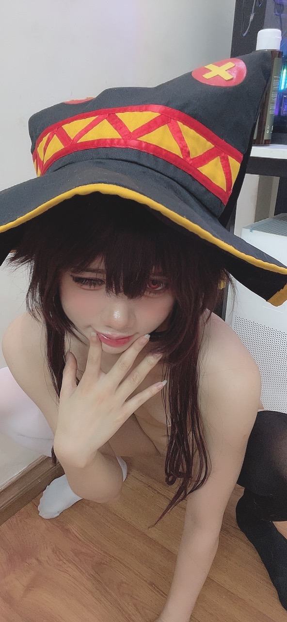 PoppaChan - Megumin-erohere112.jpg