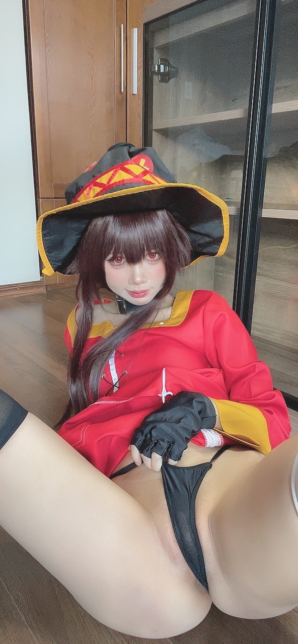 PoppaChan - Megumin-erohere75.jpg