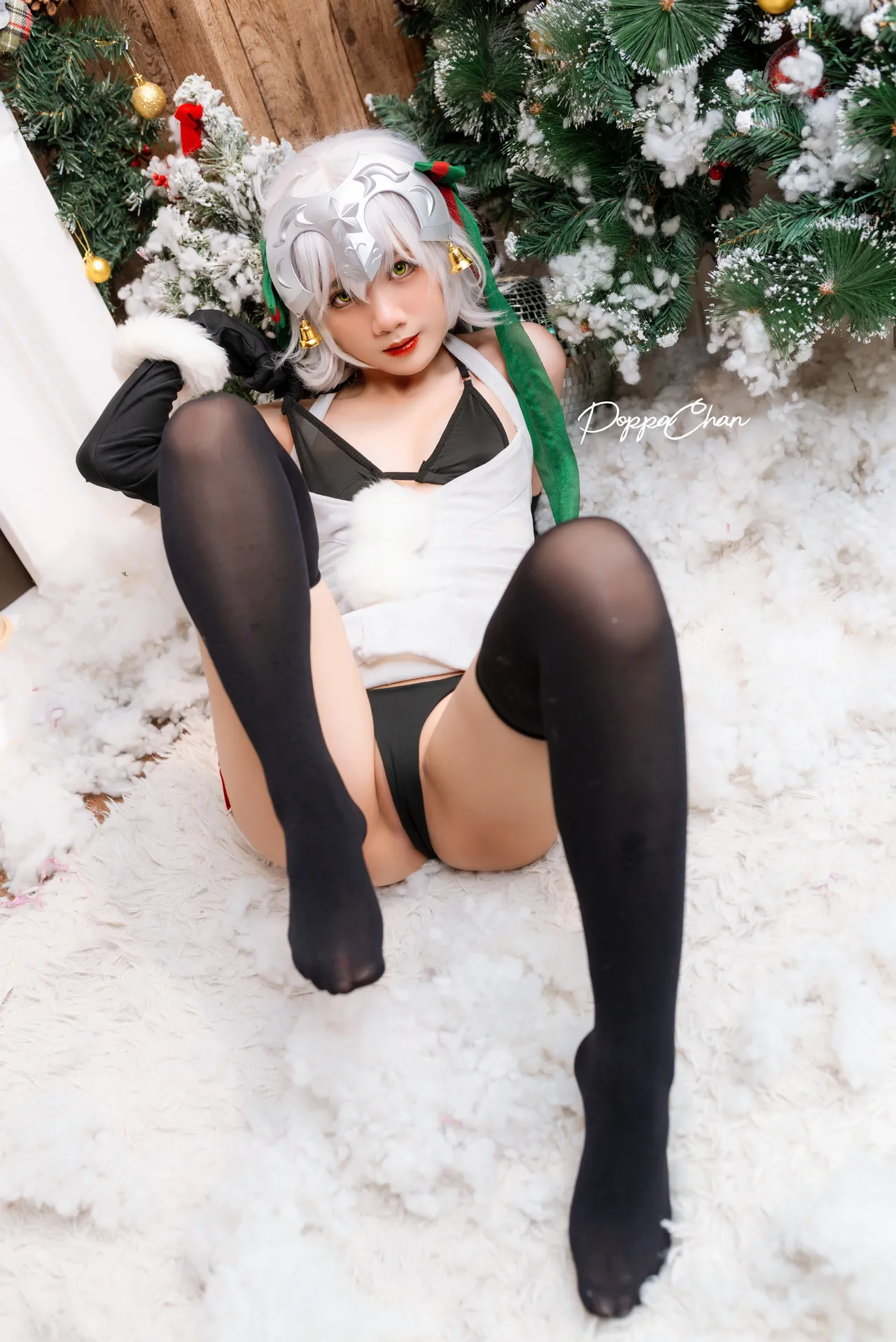 PoppaChan Jeanne D'arc Alter Santa Lily-erohere12.webp