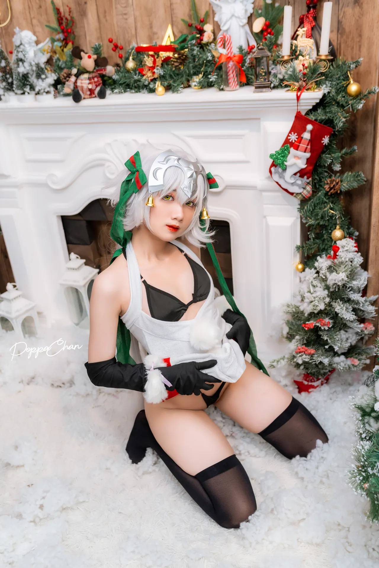 PoppaChan Jeanne D'arc Alter Santa Lily-erohere4.webp