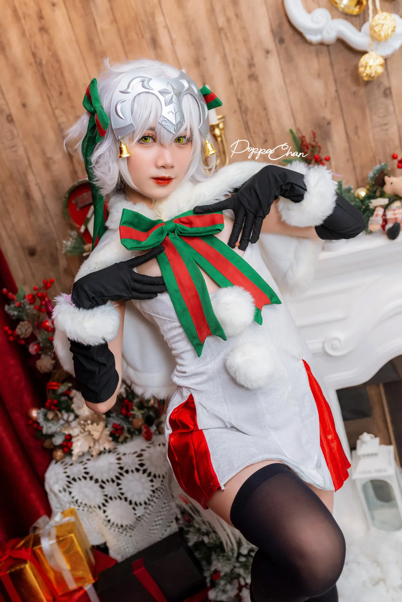 PoppaChan Jeanne D'arc Alter Santa Lily-erohere9.webp