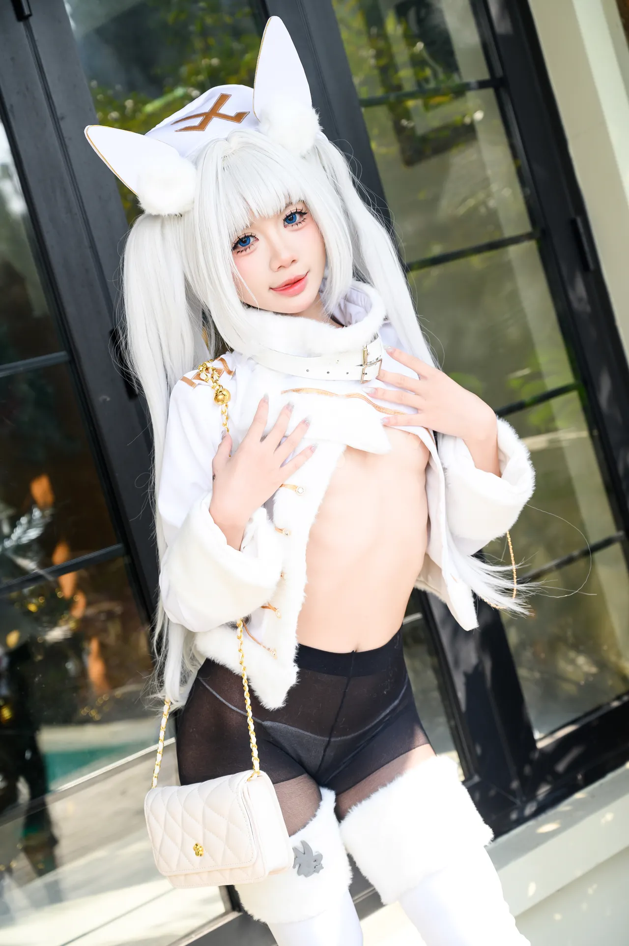 Poppachan - Blanc-erohere3.webp