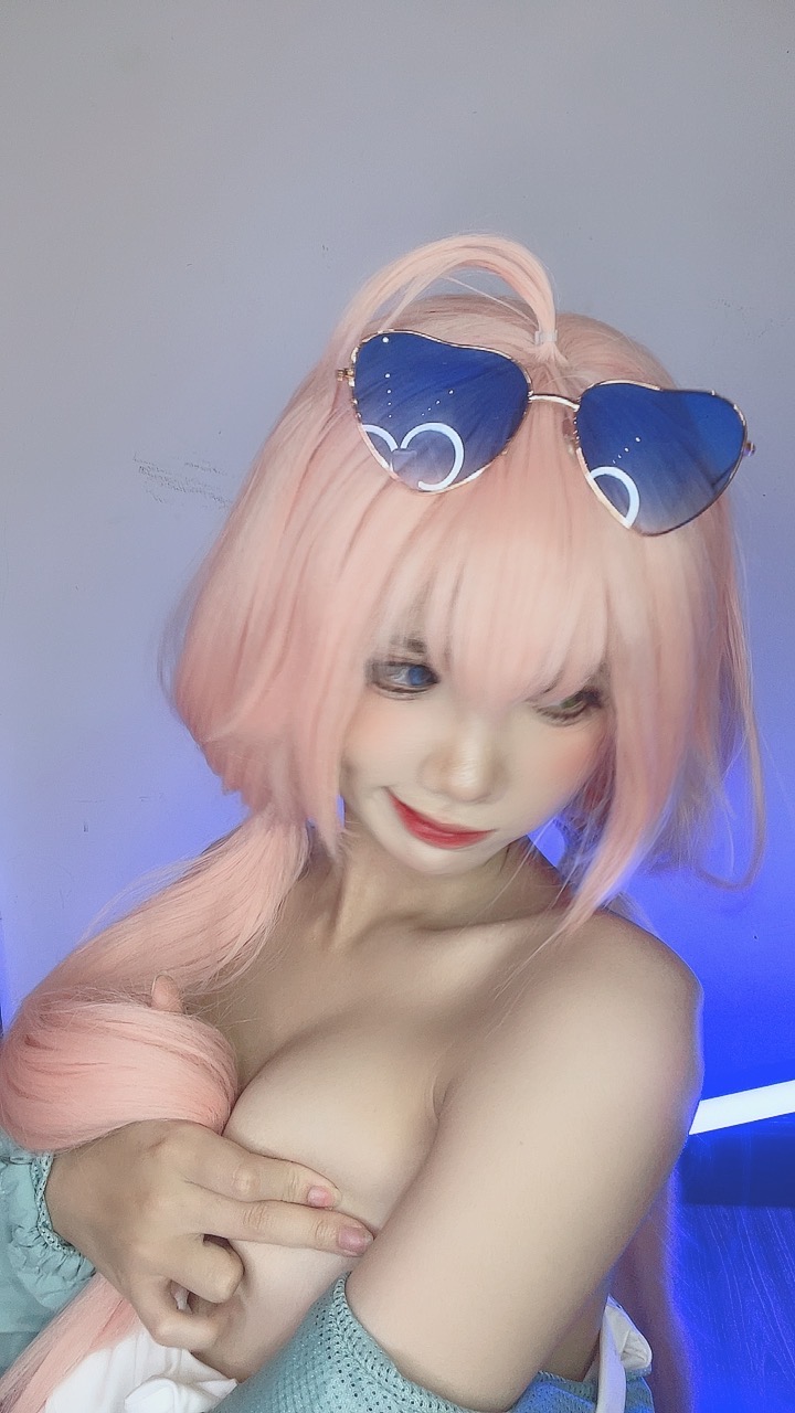 Poppachan - Hoshino Takanashi (Blue Archive)-erohere56.jpg