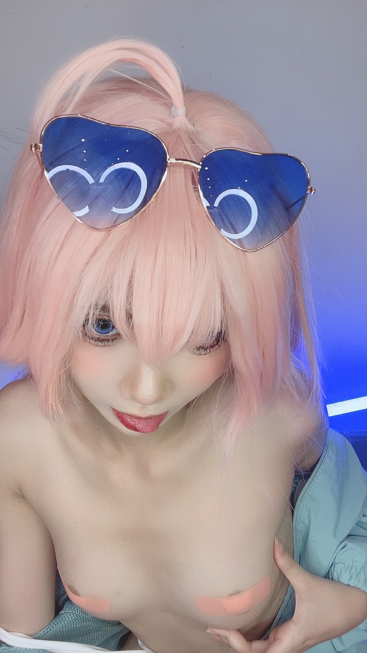 Poppachan - Hoshino Takanashi (Blue Archive)-erohere87.jpg