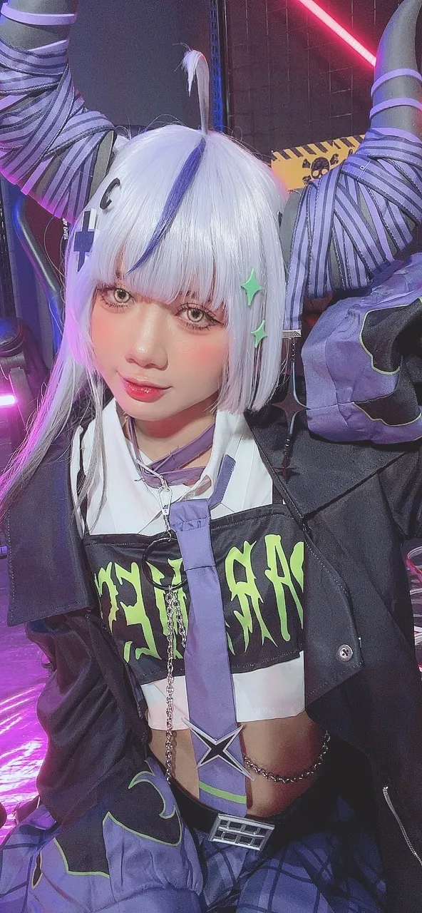 Poppachan - Laplus in new outfit-erohere50.webp