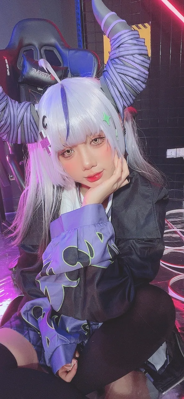 Poppachan - Laplus in new outfit-erohere71.webp