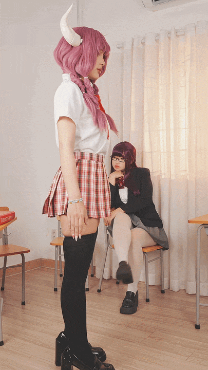 PuyPuy - Aura JK & 阿乌拉 JK & 芙莉莲 & 菲伦-erohere174.gif