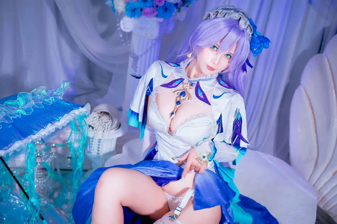 Pyon Lay - Cantarella-erohere11.webp