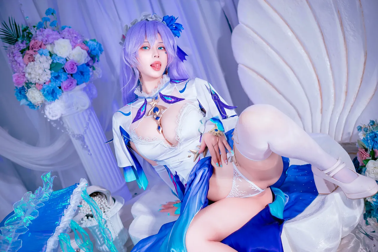 Pyon Lay - Cantarella-erohere12.webp