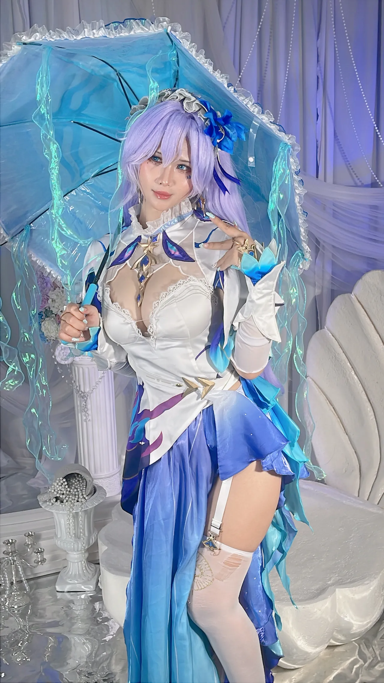 Pyon Lay - Cantarella-erohere50.webp