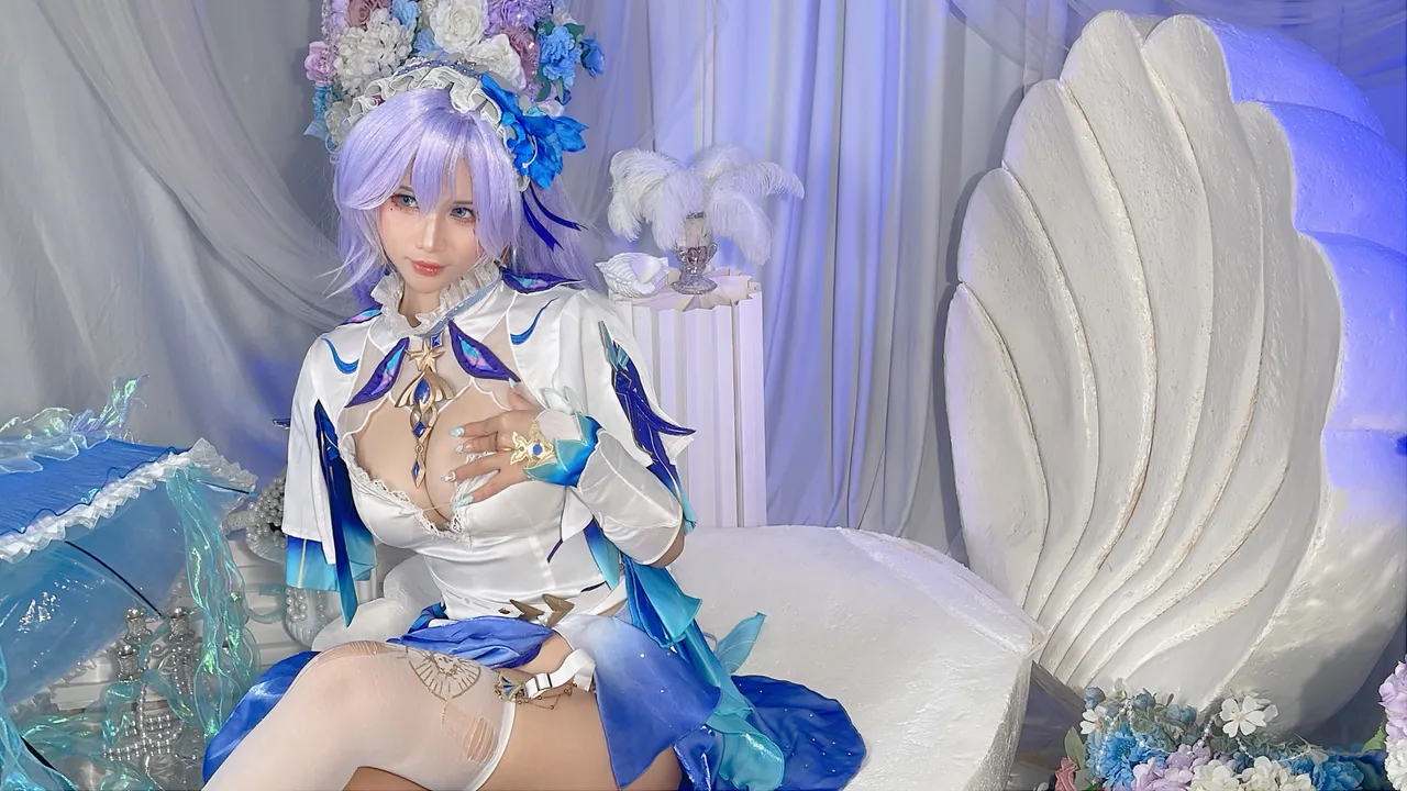 Pyon Lay - Cantarella-erohere59.webp