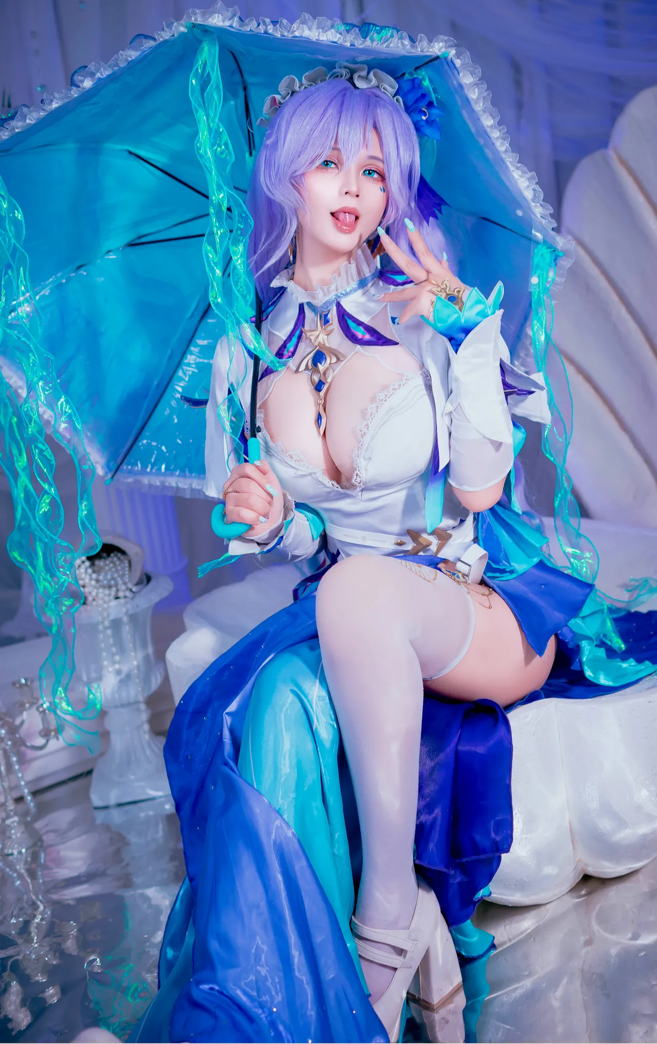 Pyon Lay - Cantarella-erohere6.webp