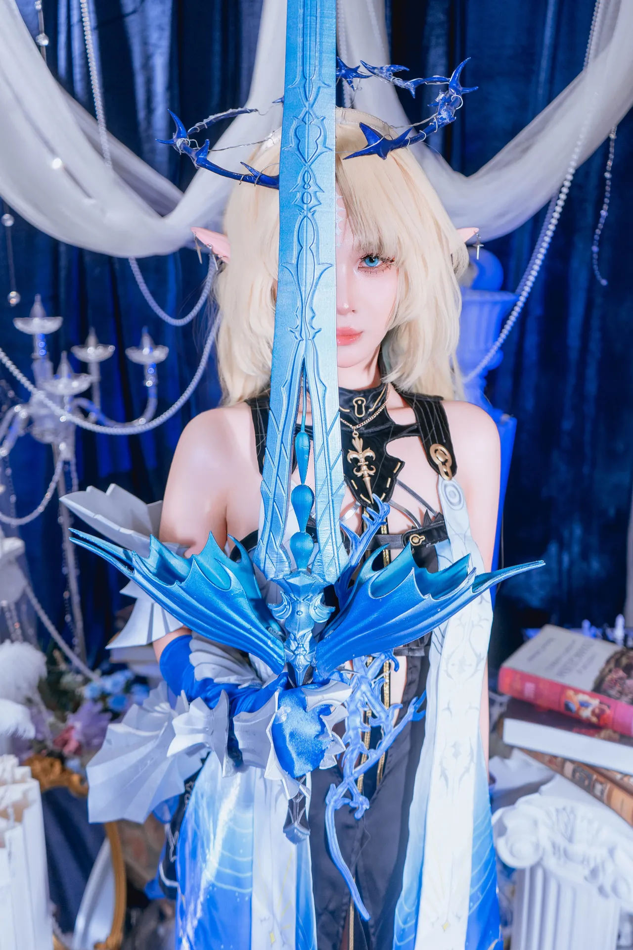 Pyon Lay - Fleurdelys-erohere10.webp