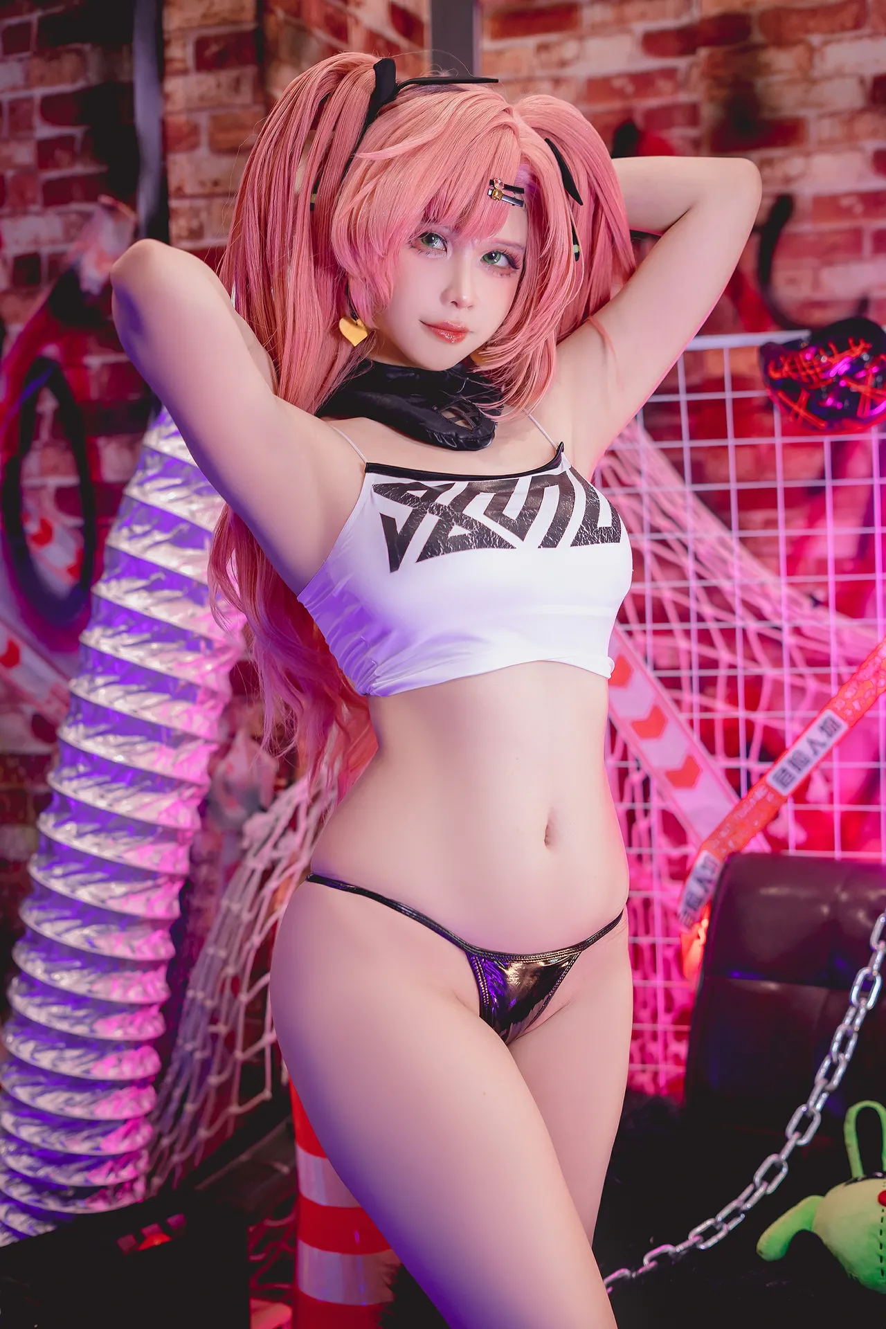 Pyon Lay - Nicole Demara-erohere16.webp