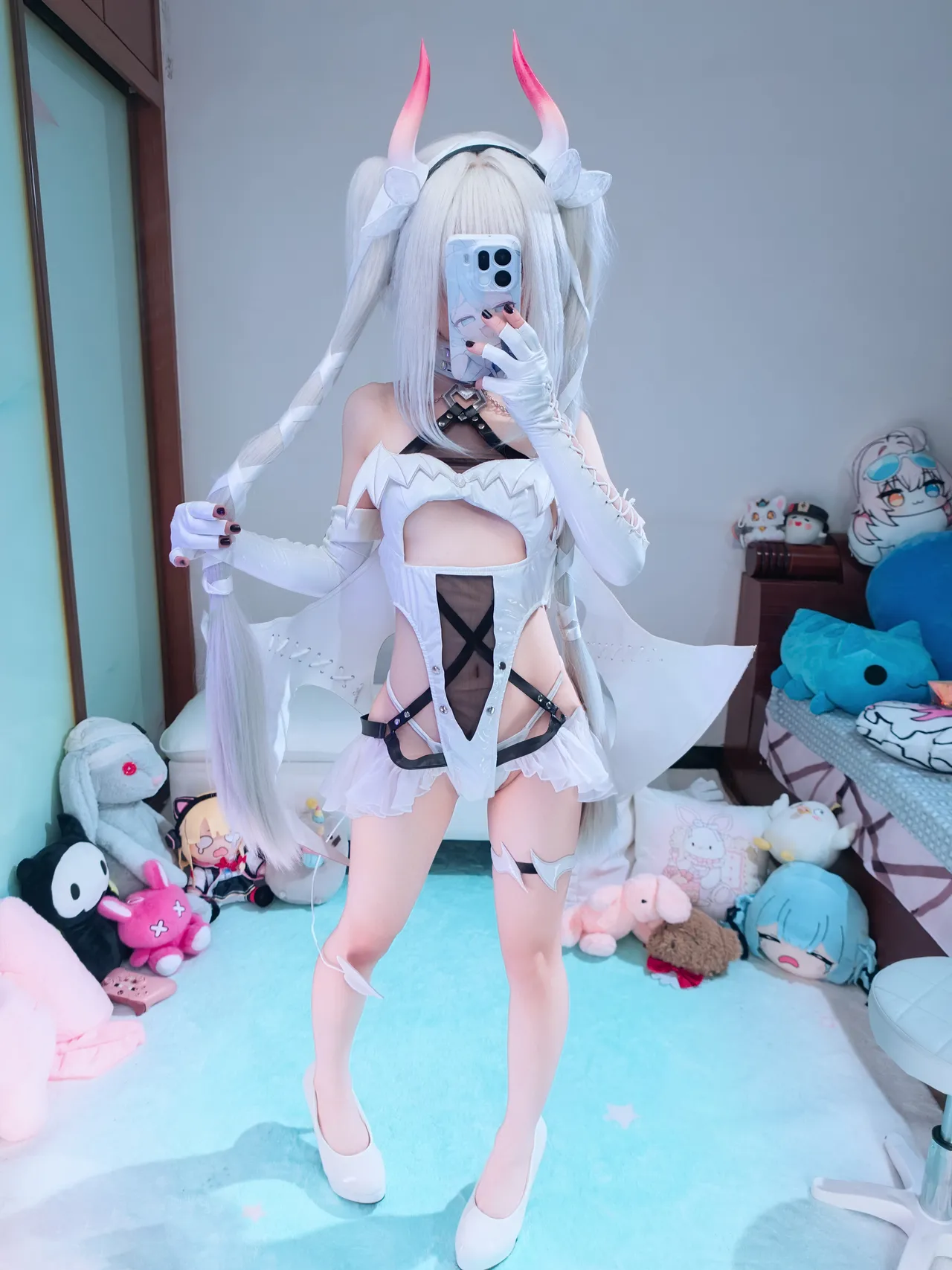 Reng-nikke白兔 恶魔-erohere4.webp