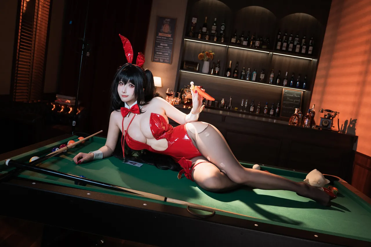 Rioko凉凉子 - 碧蓝航线 大凤 桌球兔女郎-erohere24.webp