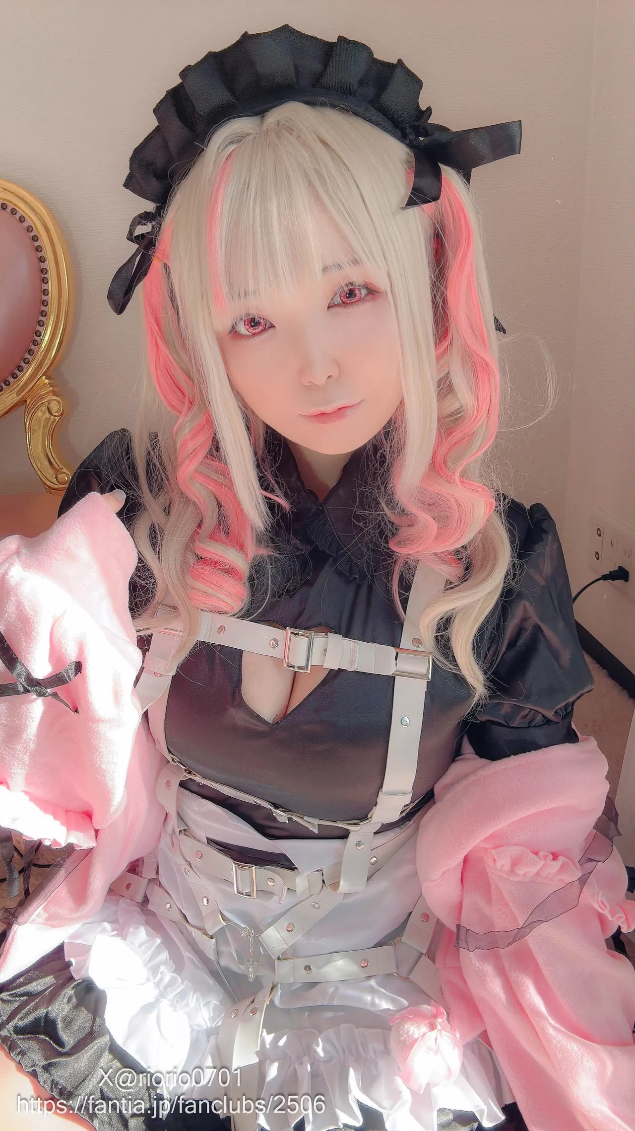 Riona Aise - Makaino Ririmu-erohere6.webp