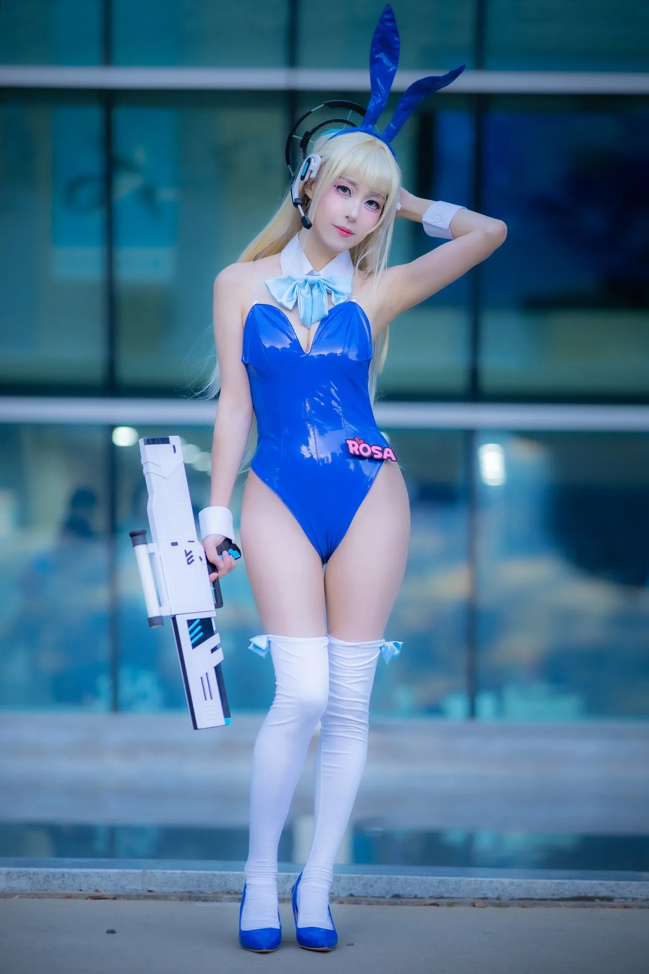 Rosa로사 - Bunny Toki-erohere2.webp