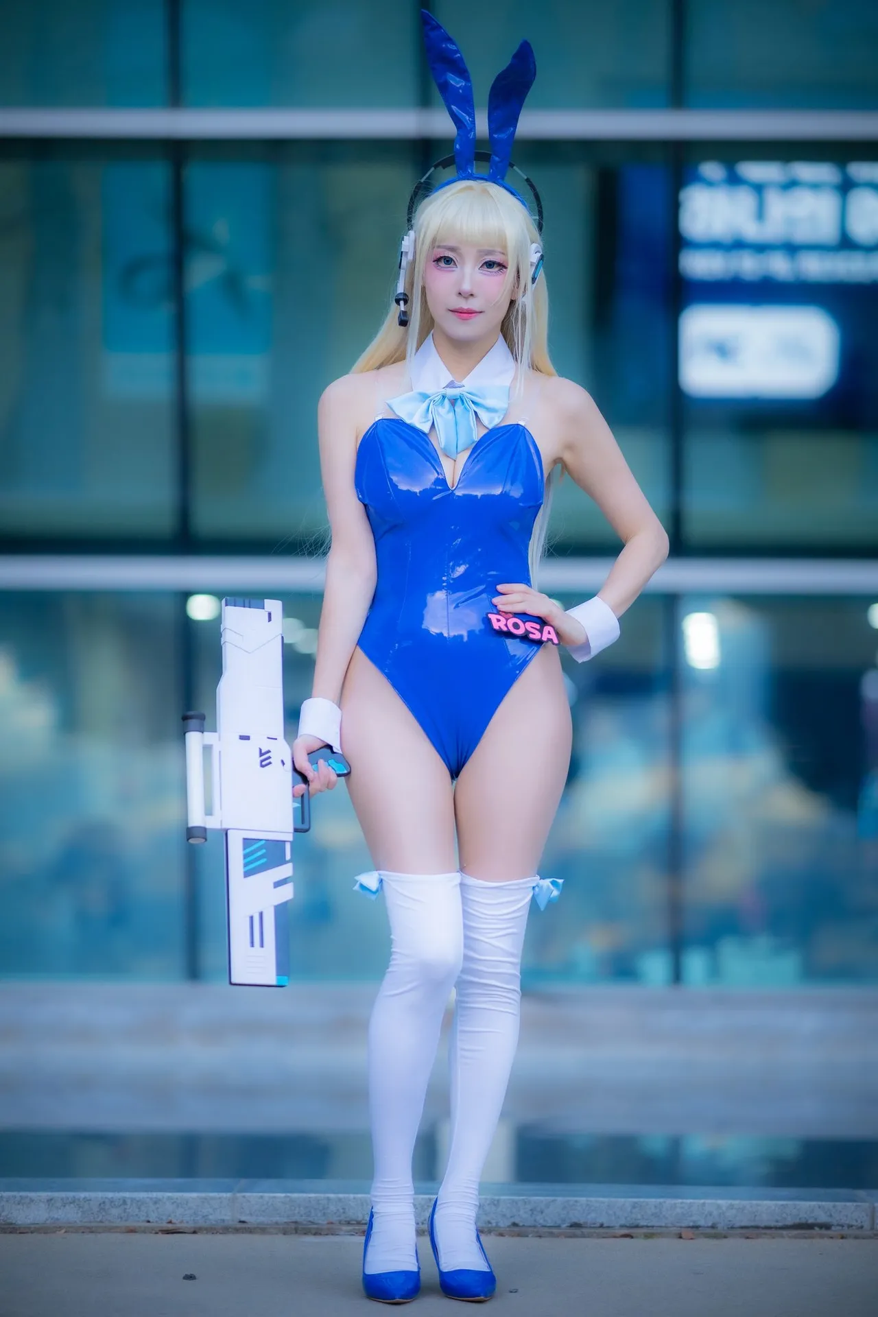 Rosa로사 - Bunny Toki-erohere3.webp