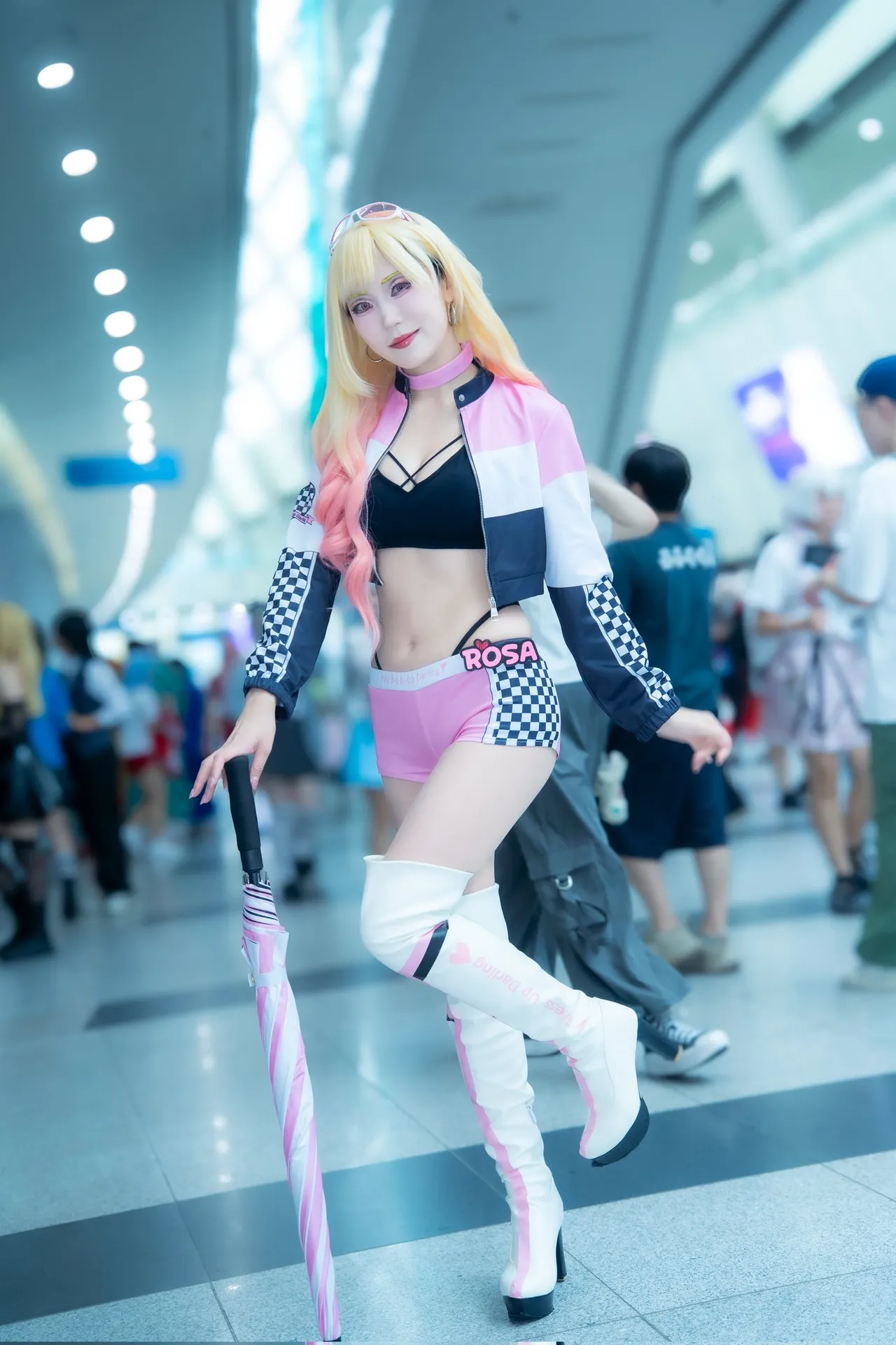 Rosa로사 - Marin Race Queen-erohere9.webp