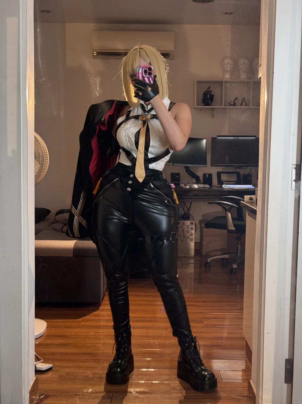 Rumipeach - Evelyn-erohere10.webp