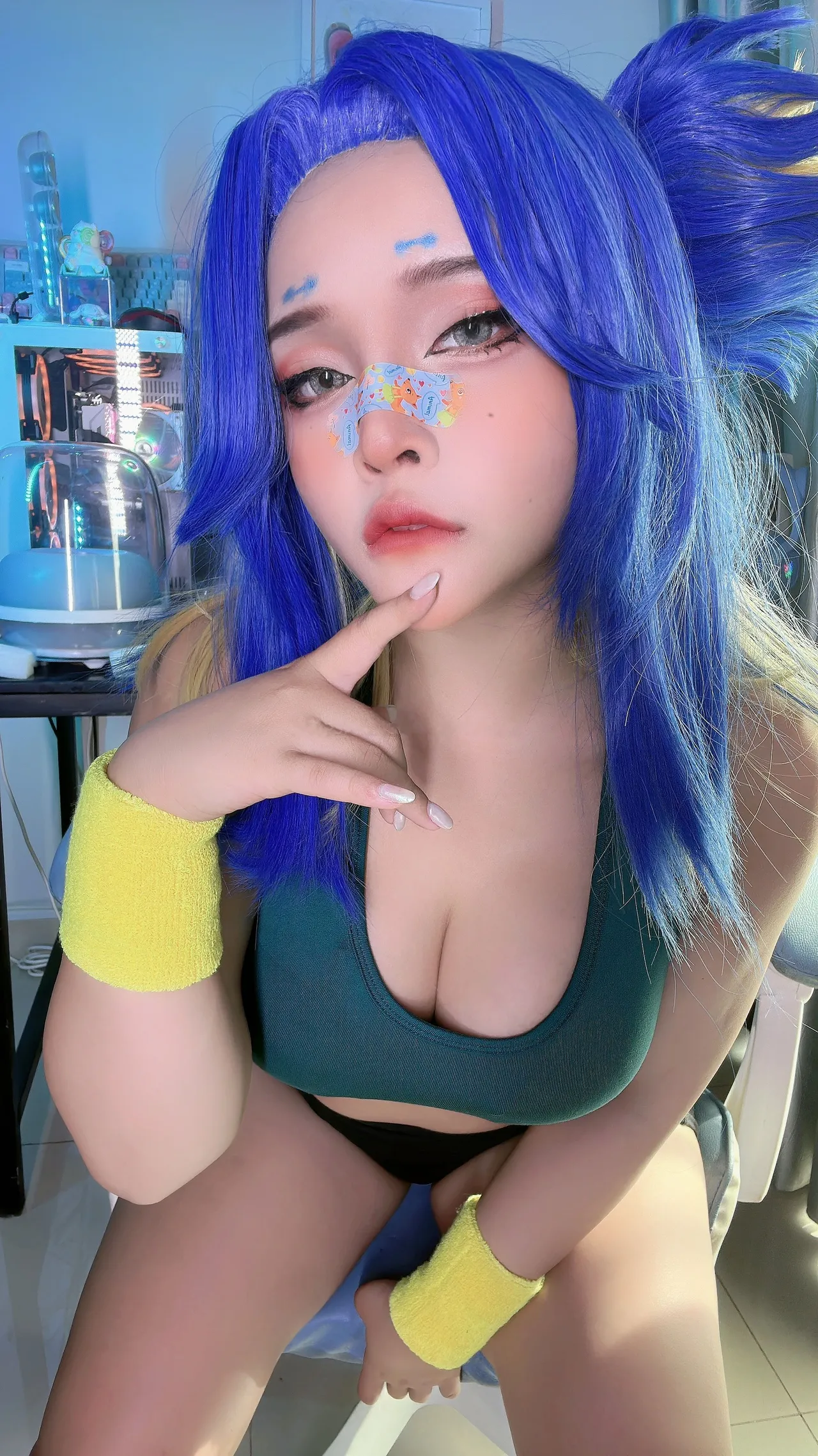 Sayo Momo - Neon-erohere9.webp