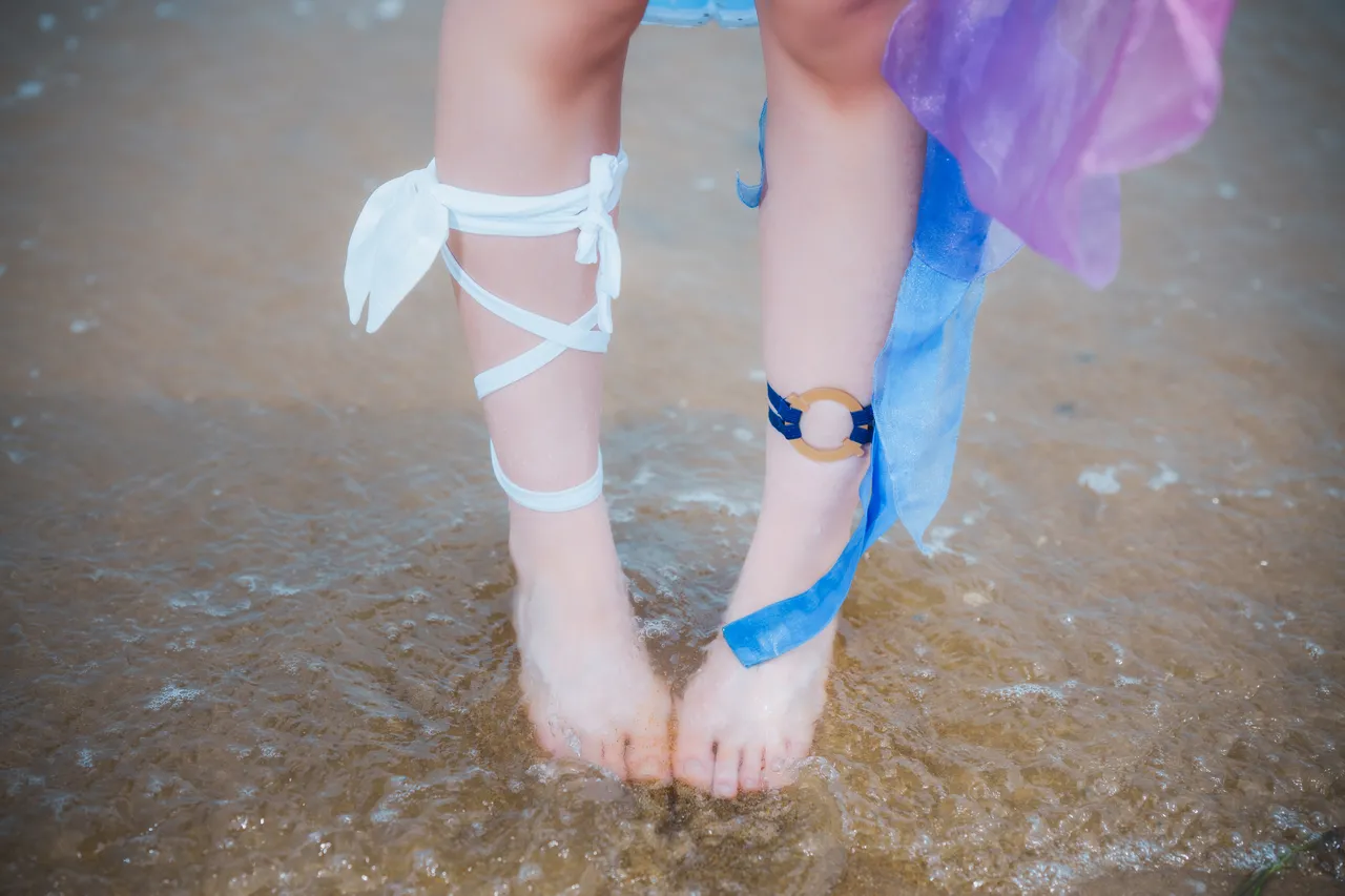 Seele麦麦 希儿彼岸浪花cos（海滩）-erohere24.webp