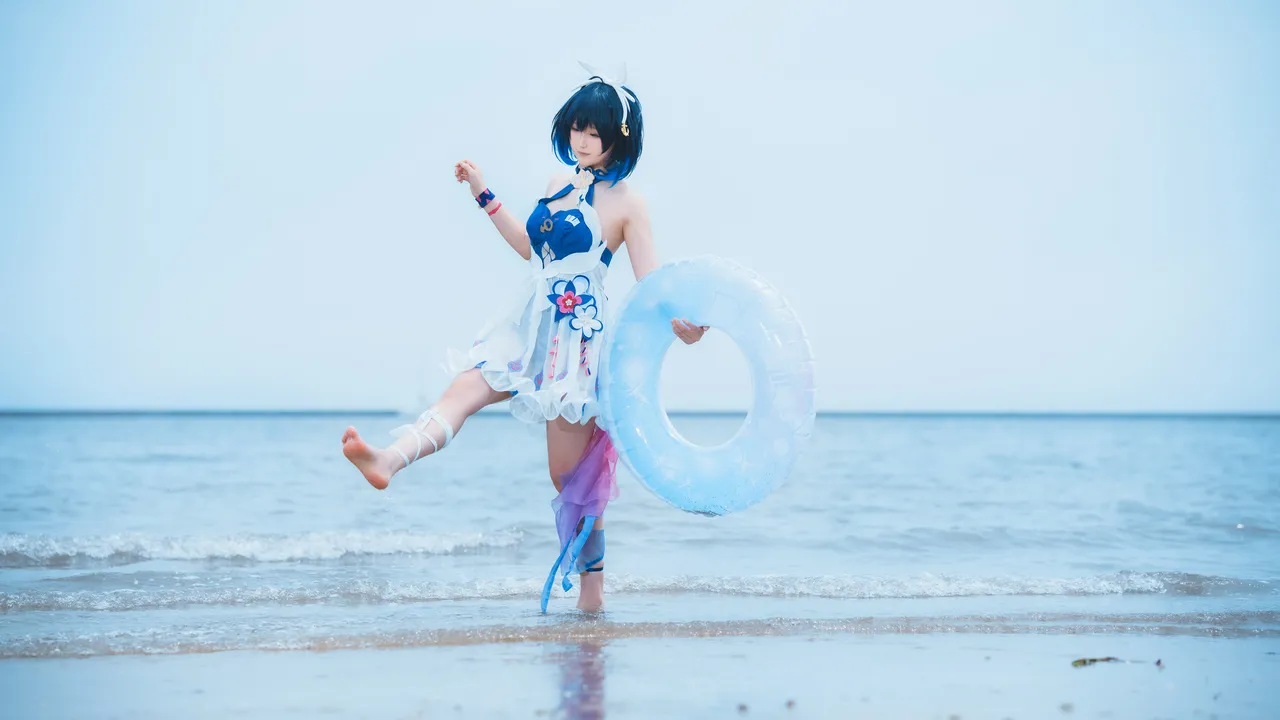 Seele麦麦 希儿彼岸浪花cos（海滩）-erohere5.webp