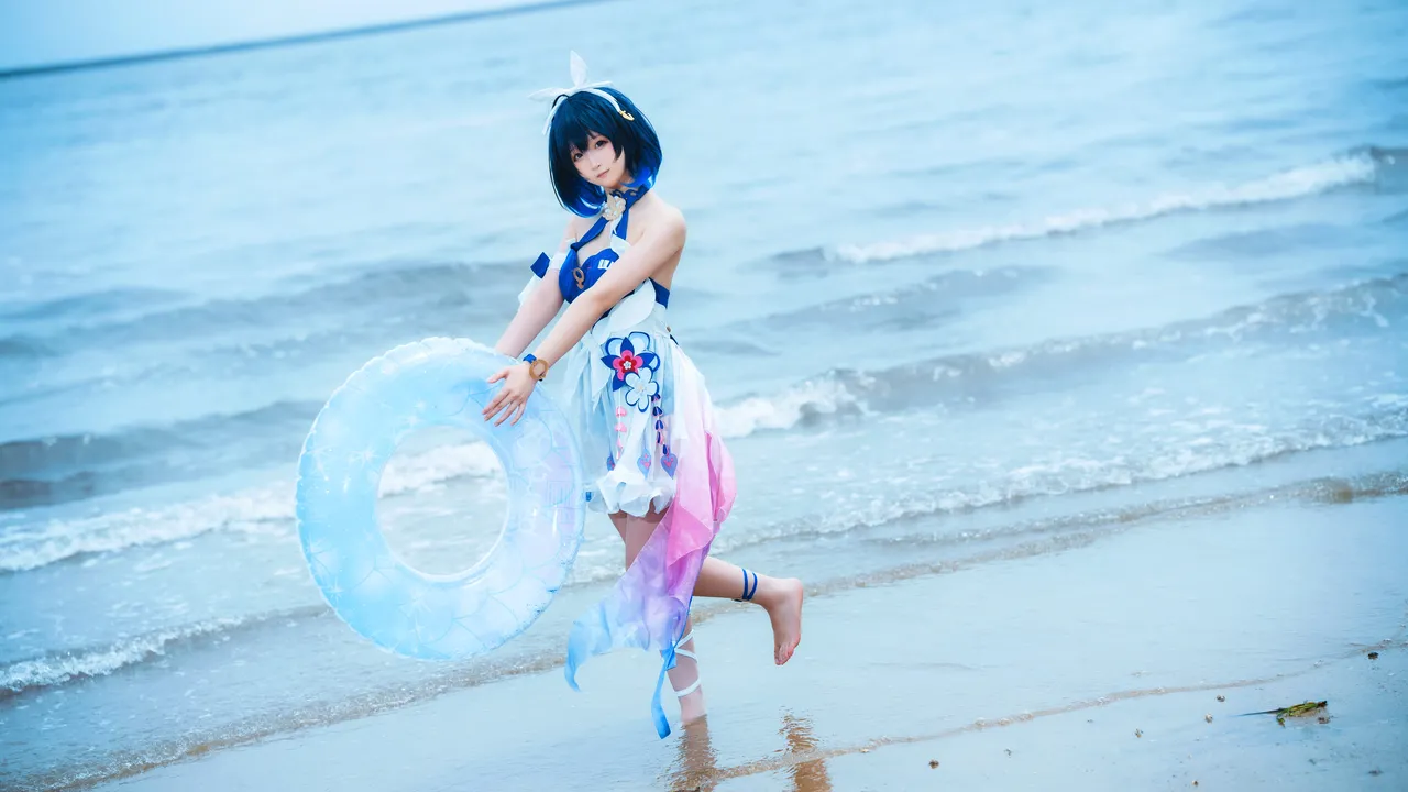 Seele麦麦 希儿彼岸浪花cos（海滩）-erohere7.webp