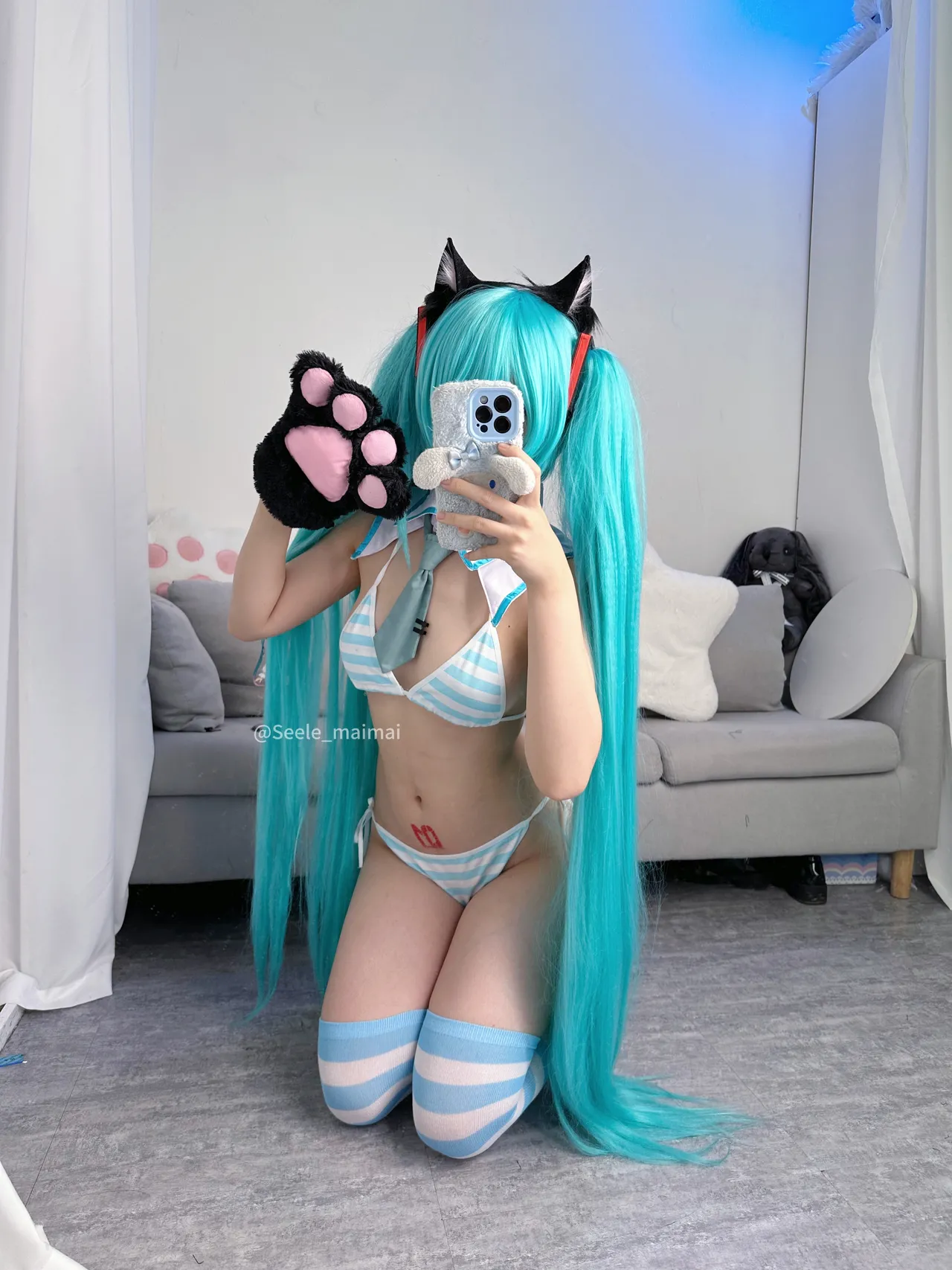 Seele麦麦 - 初音未来-erohere29.webp
