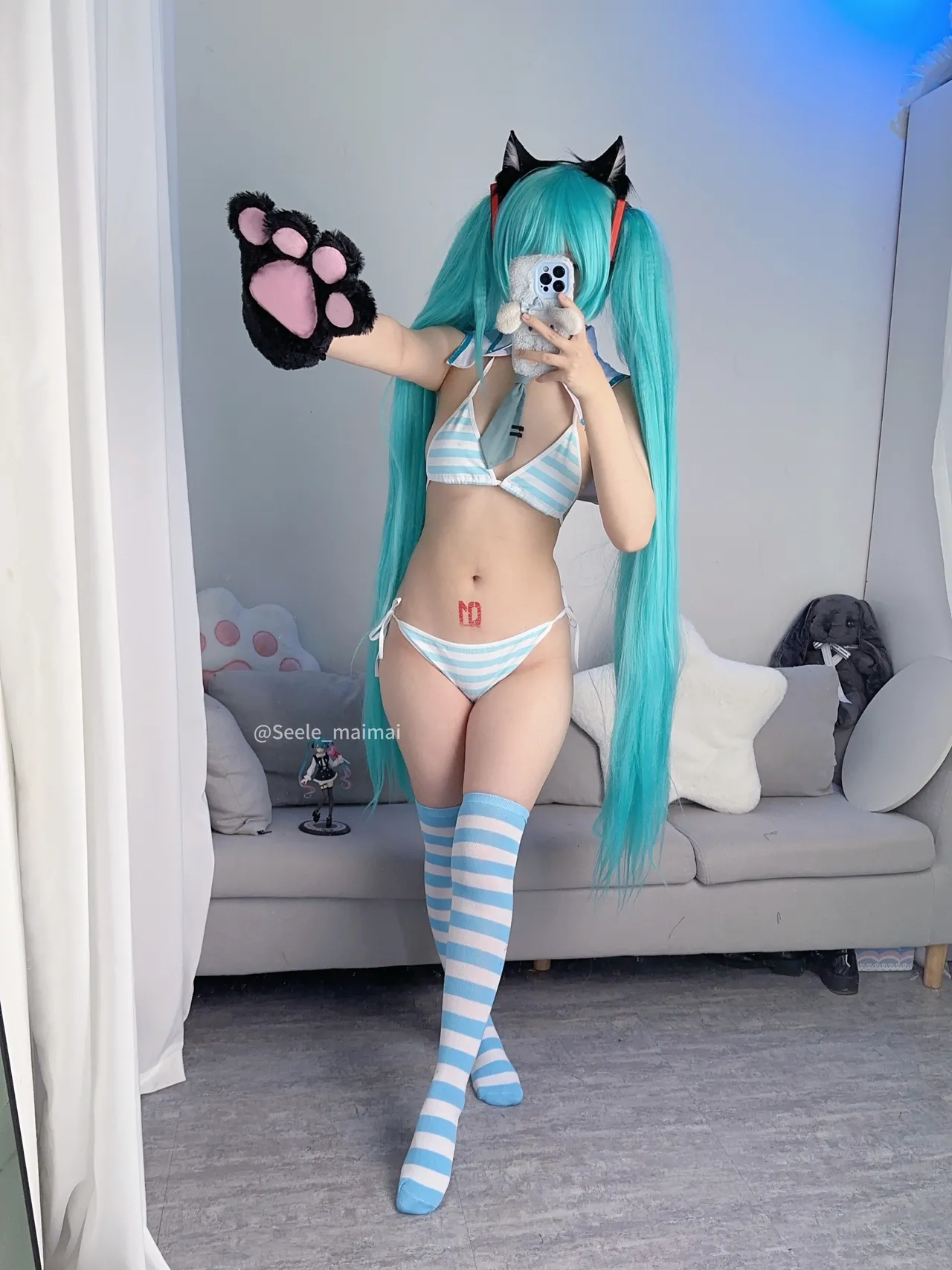 Seele麦麦 - 初音未来-erohere31.webp