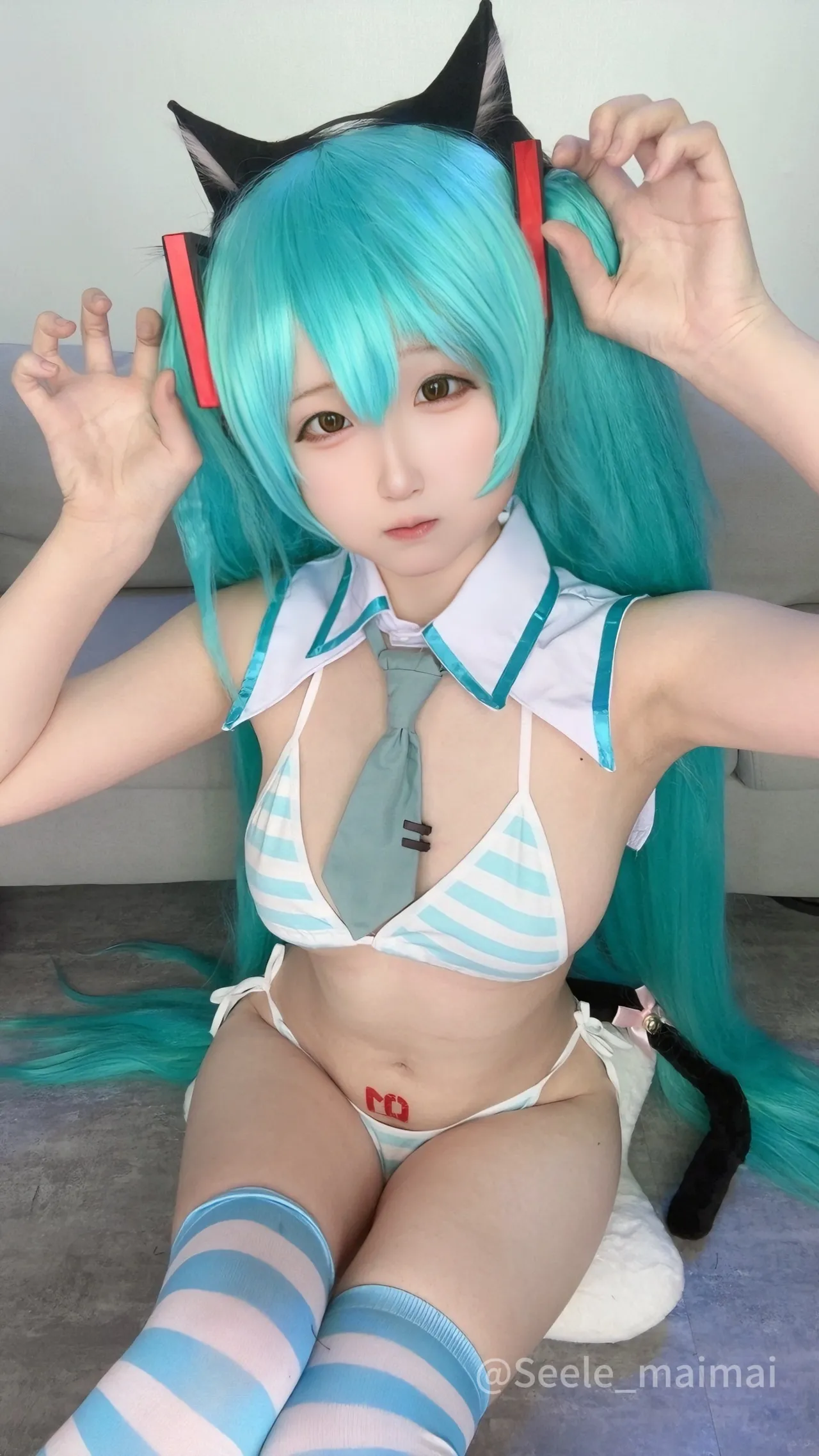 Seele麦麦 - 初音未来-erohere66.webp