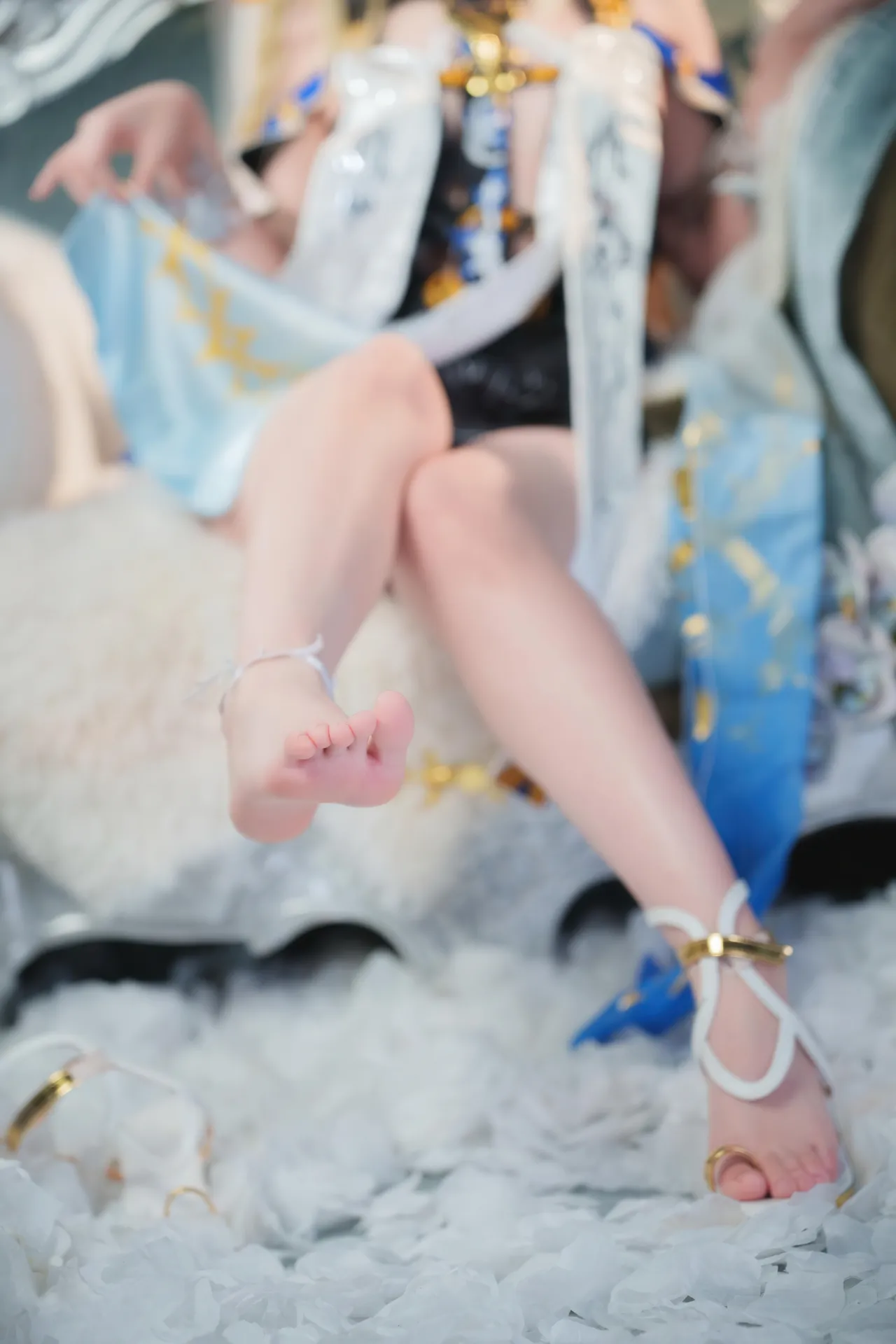 Seele麦麦 - 鸣潮 菲比&卡提希娅 蓝色花海物语-erohere18.webp