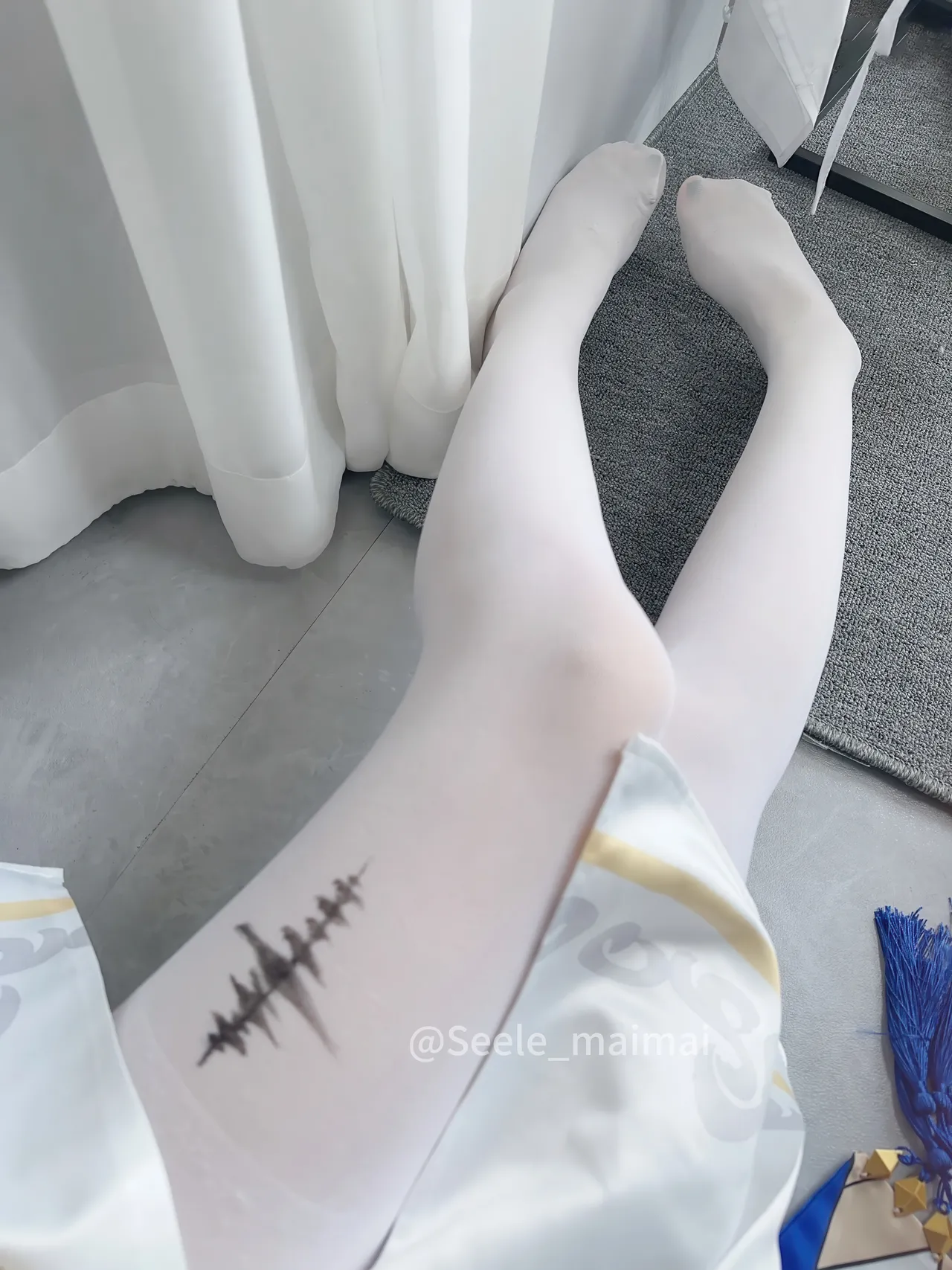 Seele麦麦 - 鸣潮 菲比&卡提希娅 蓝色花海物语-erohere68.webp