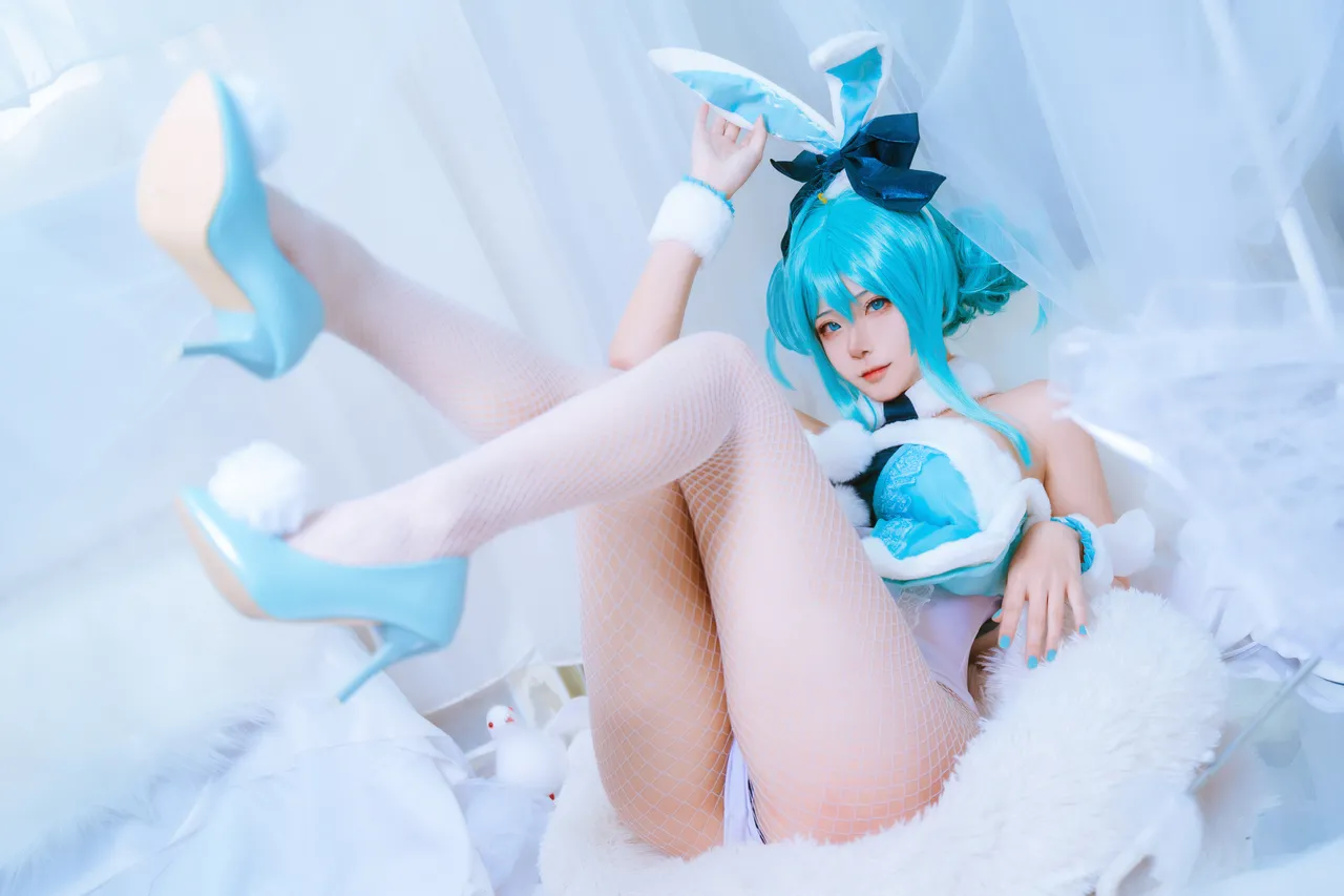 Seya-狮砸 初音白兔女郎-erohere5.webp