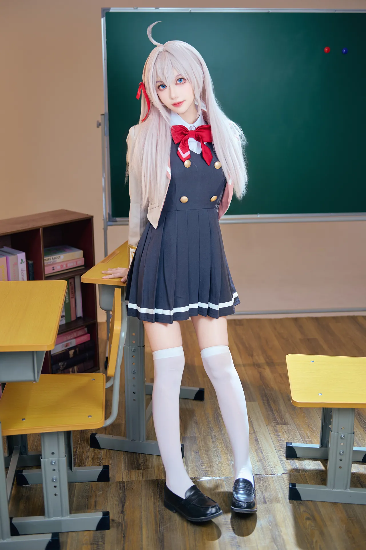 Shika小鹿鹿 - 不时轻声地以俄语遮羞的邻座艾莉同学 艾莉同学-erohere16.webp