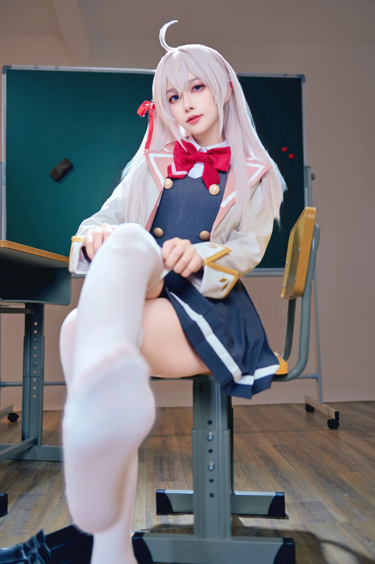 Shika小鹿鹿 - 不时轻声地以俄语遮羞的邻座艾莉同学 艾莉同学-erohere23.webp