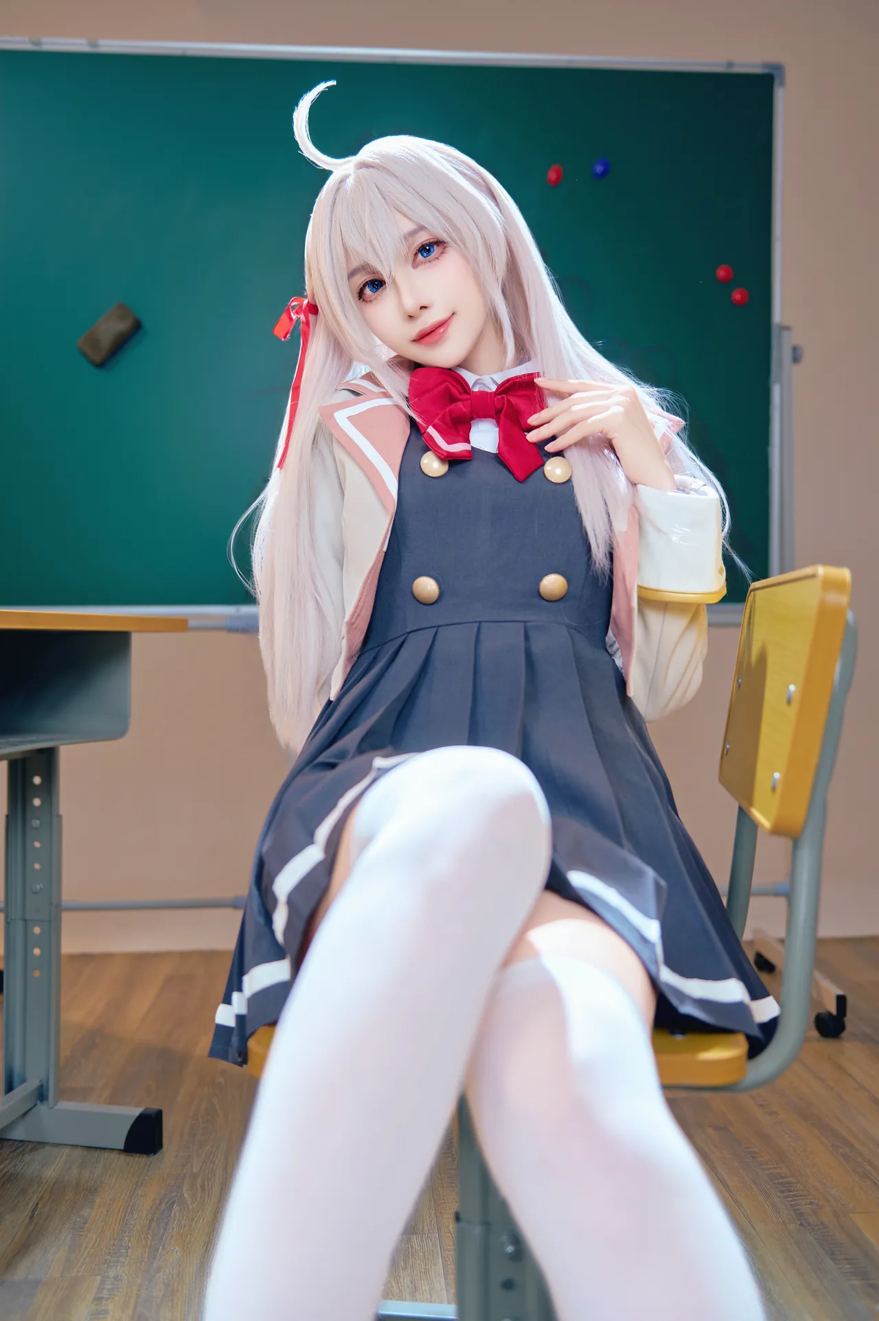 Shika小鹿鹿 - 不时轻声地以俄语遮羞的邻座艾莉同学 艾莉同学-erohere24.webp