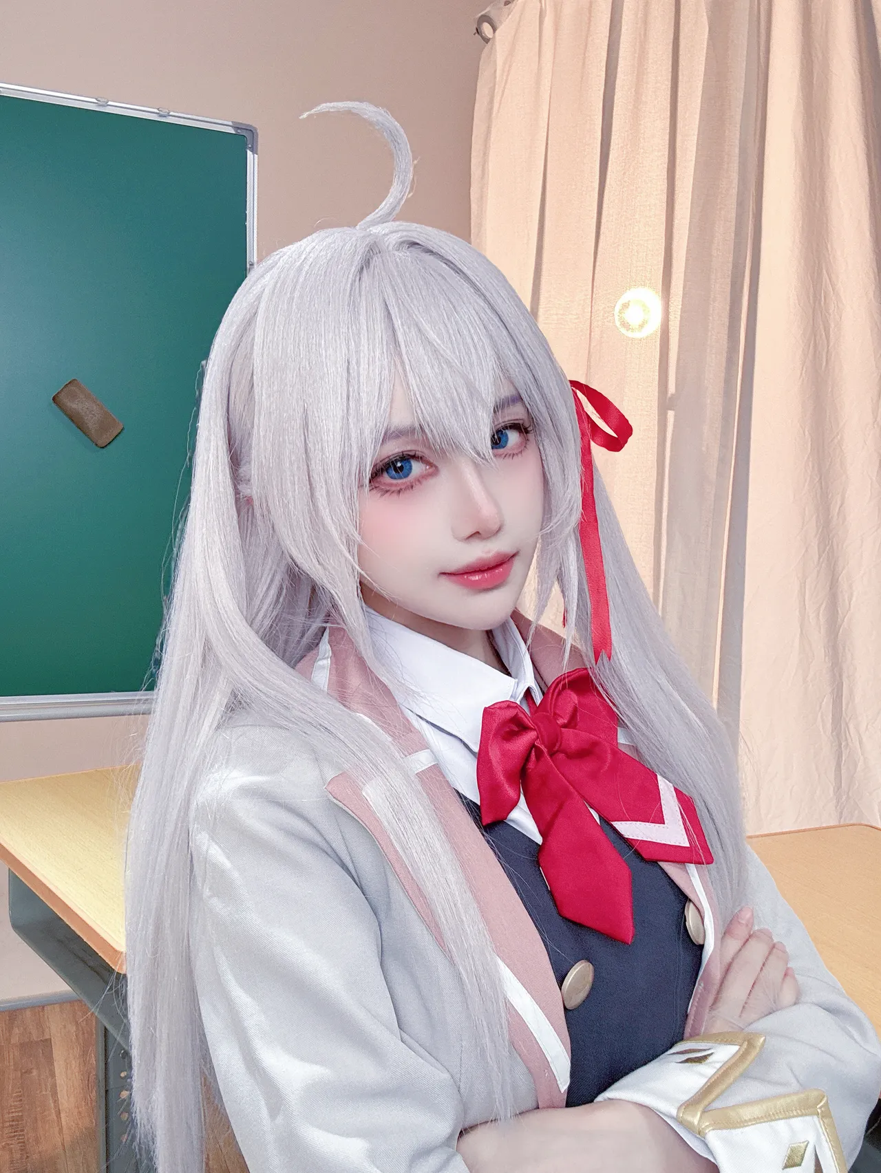 Shika小鹿鹿 - 不时轻声地以俄语遮羞的邻座艾莉同学 艾莉同学-erohere28.webp