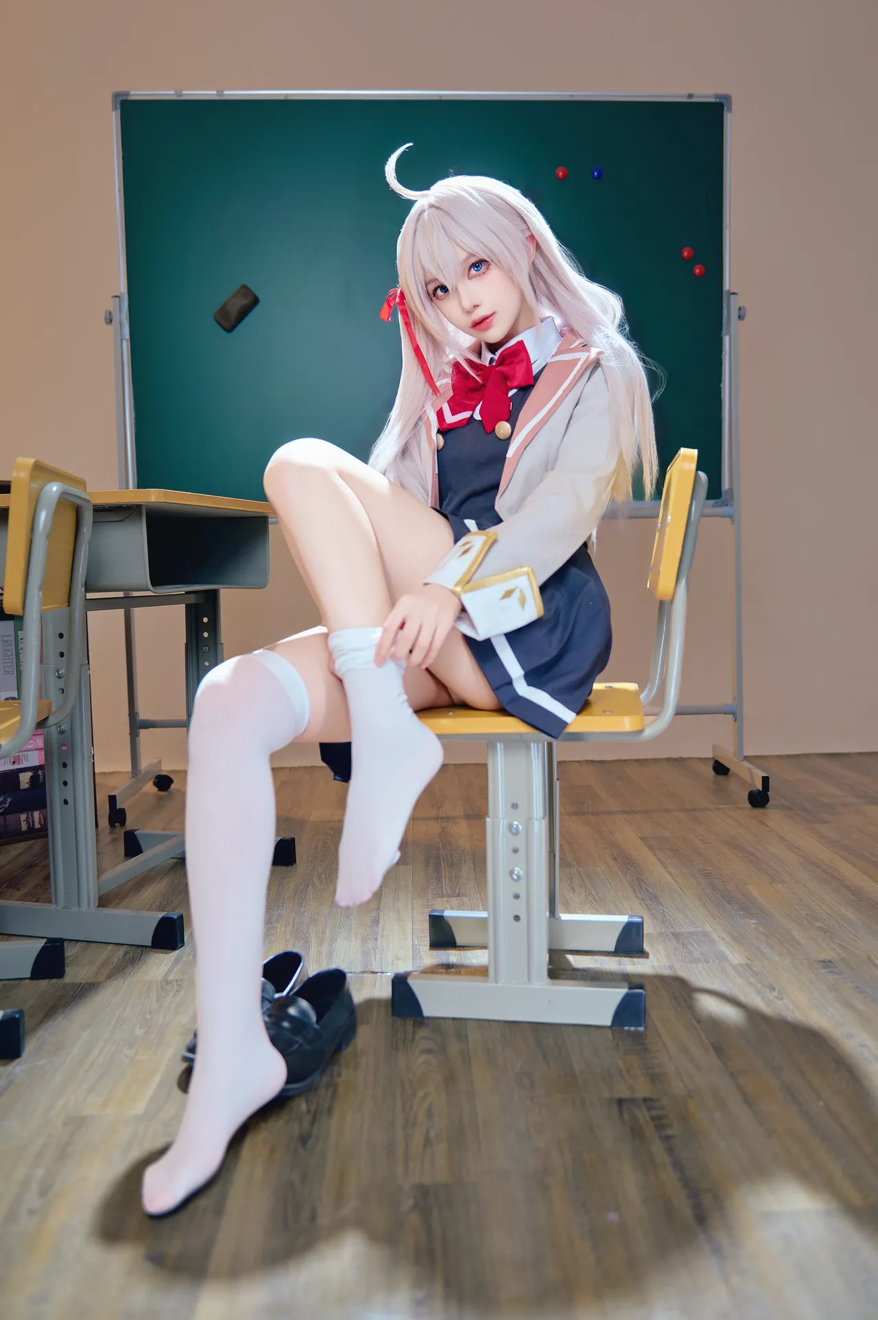 Shika小鹿鹿 - 不时轻声地以俄语遮羞的邻座艾莉同学 艾莉同学-erohere36.webp