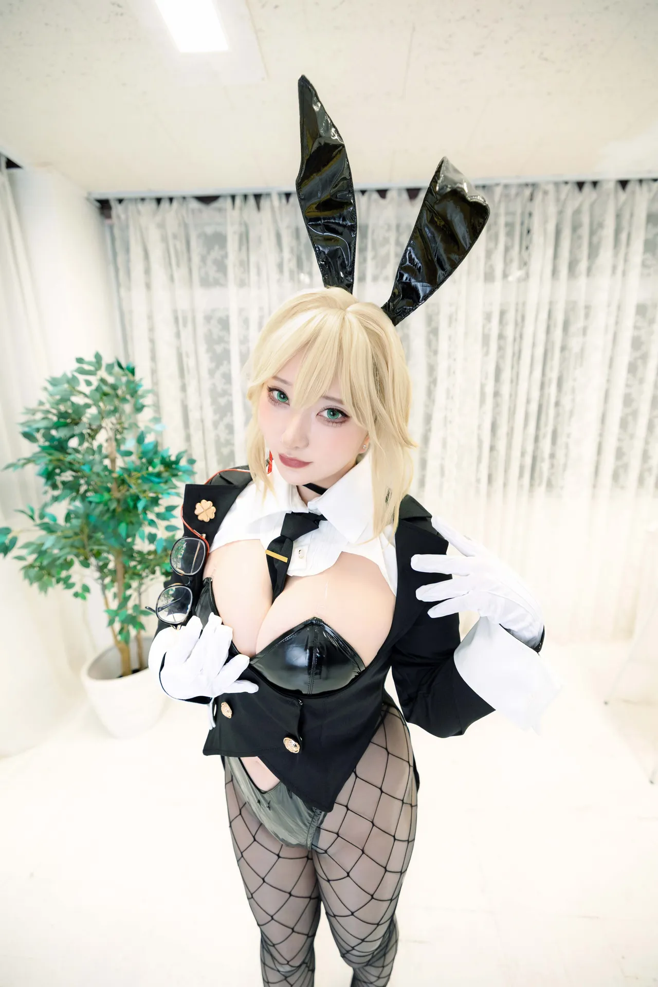Shooting Star's (Saku) - Agent Bunny-erohere294.webp