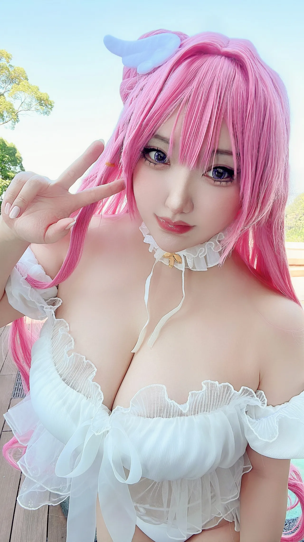 Shooting Star's (Saku) - Dorothy swimsuit by the pool