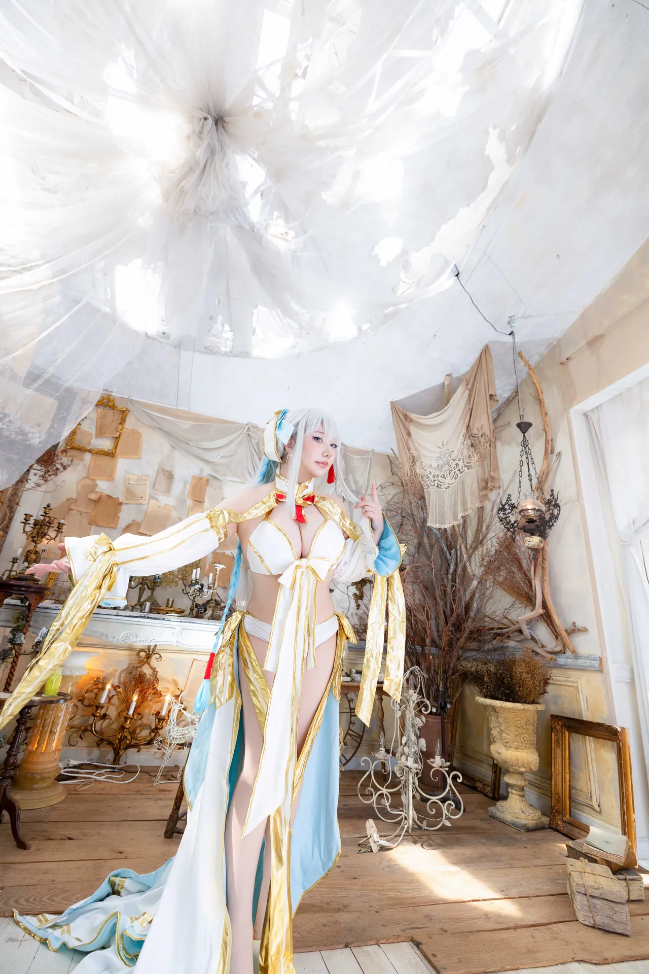 Shooting Star's (Saku) - Winter Queen-erohere175.webp