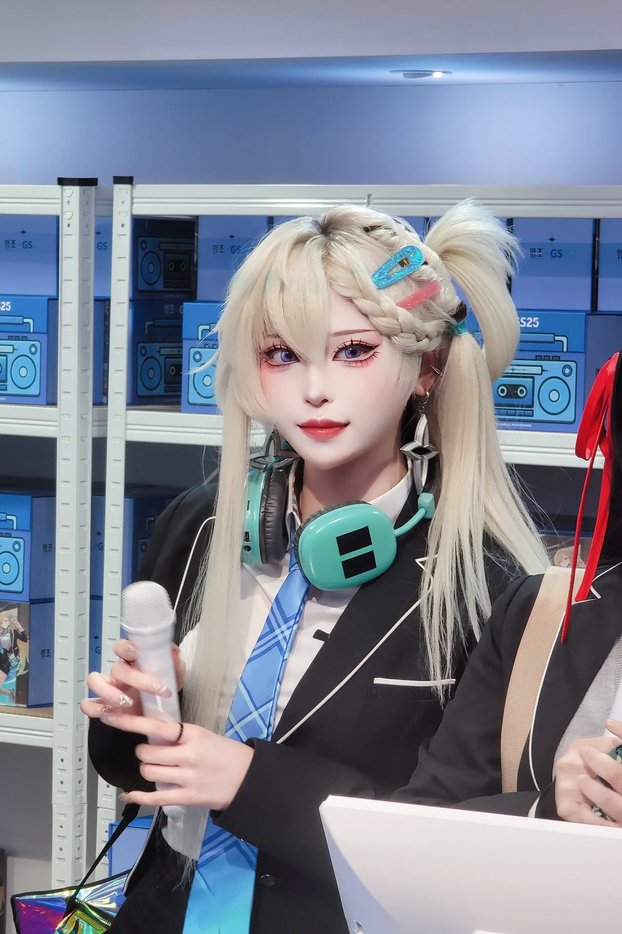 Siru - Lynae-erohere11.webp