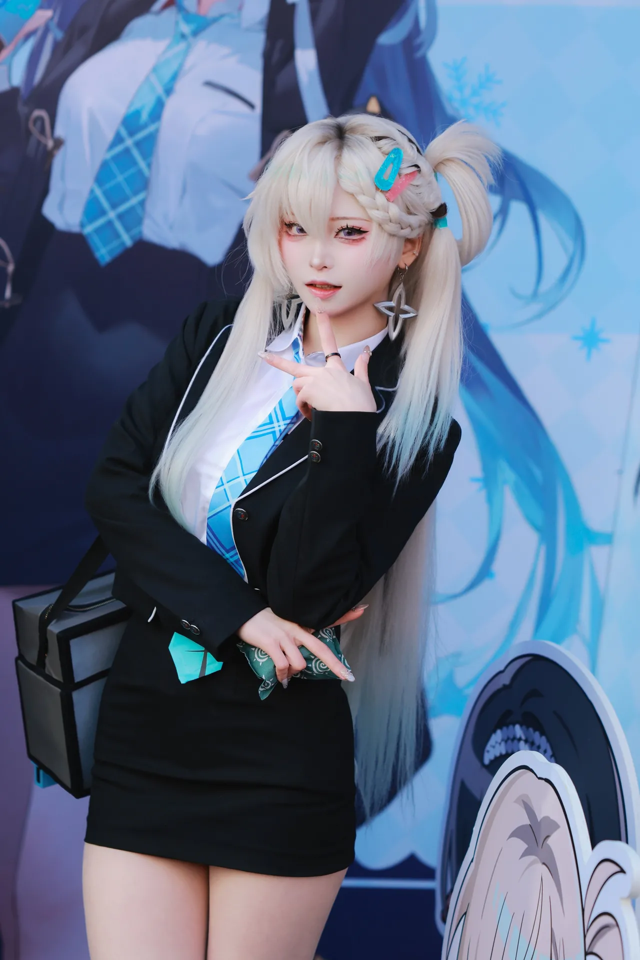 Siru - Lynae-erohere5.webp