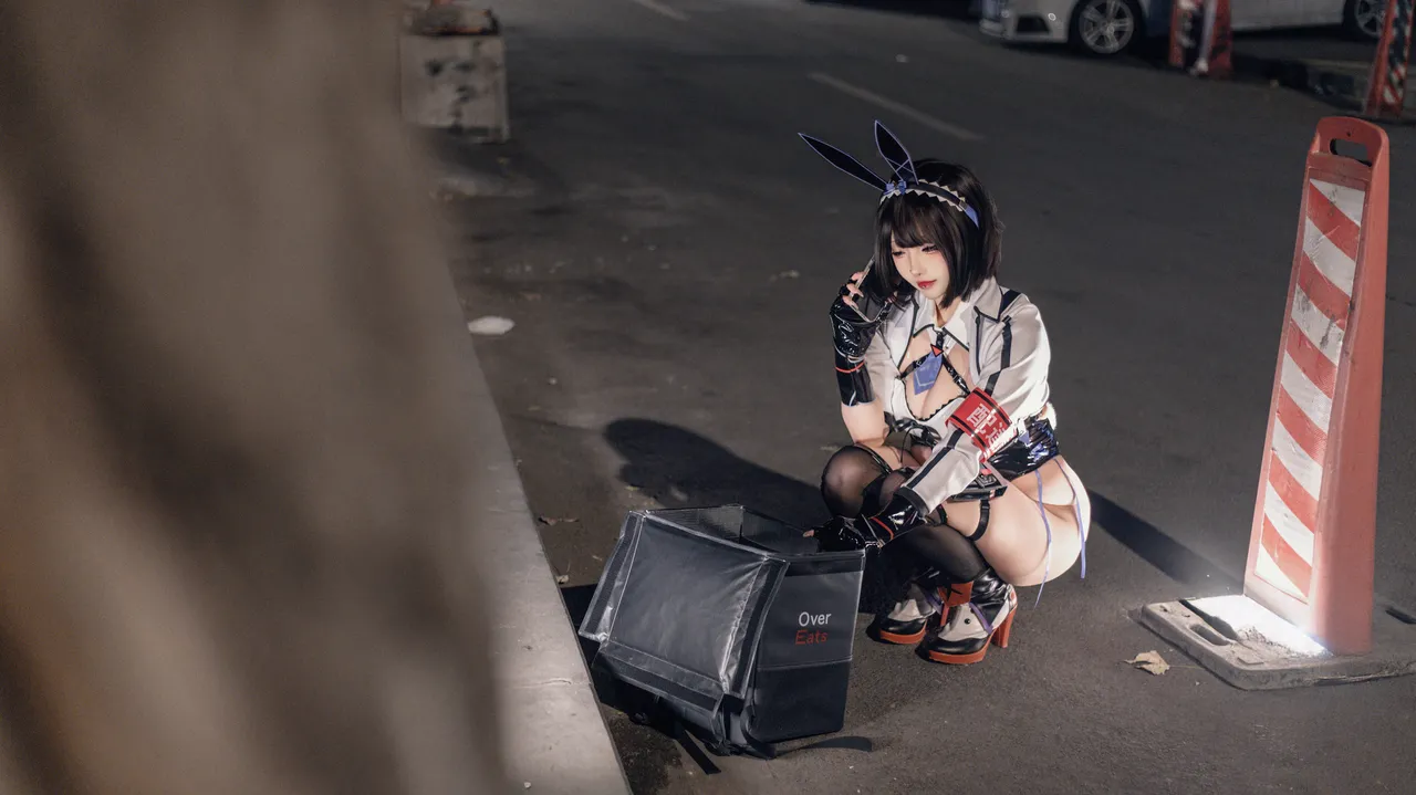 Soso嗖嗖 - 外卖兔女郎 葵-erohere9.webp