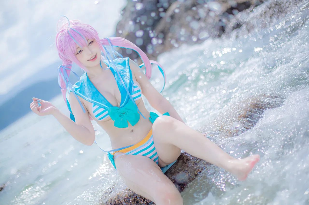 Takanashi Hanari - Aqua