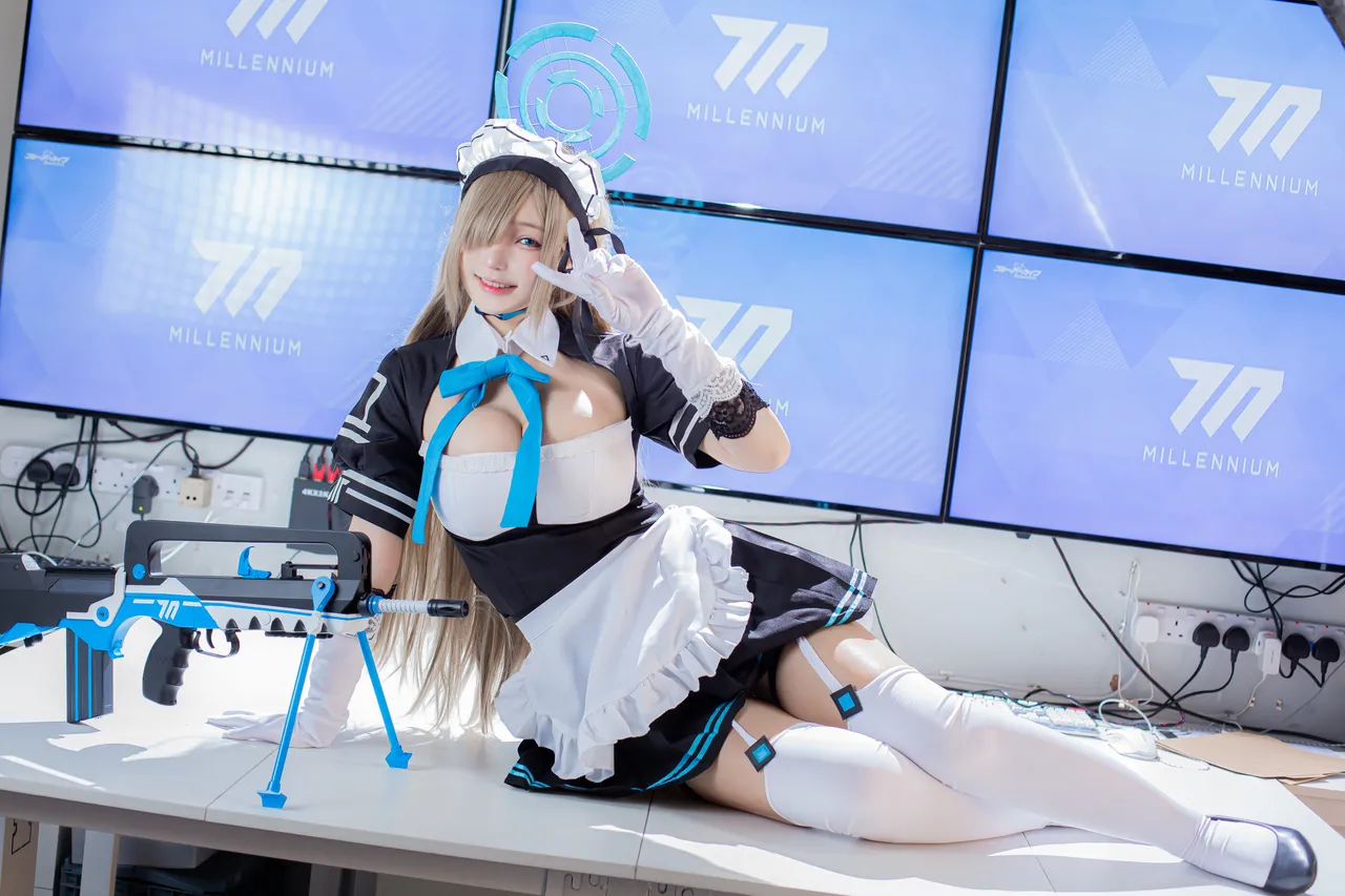 Takanashi Hanari - Asuna maid-erohere15.webp